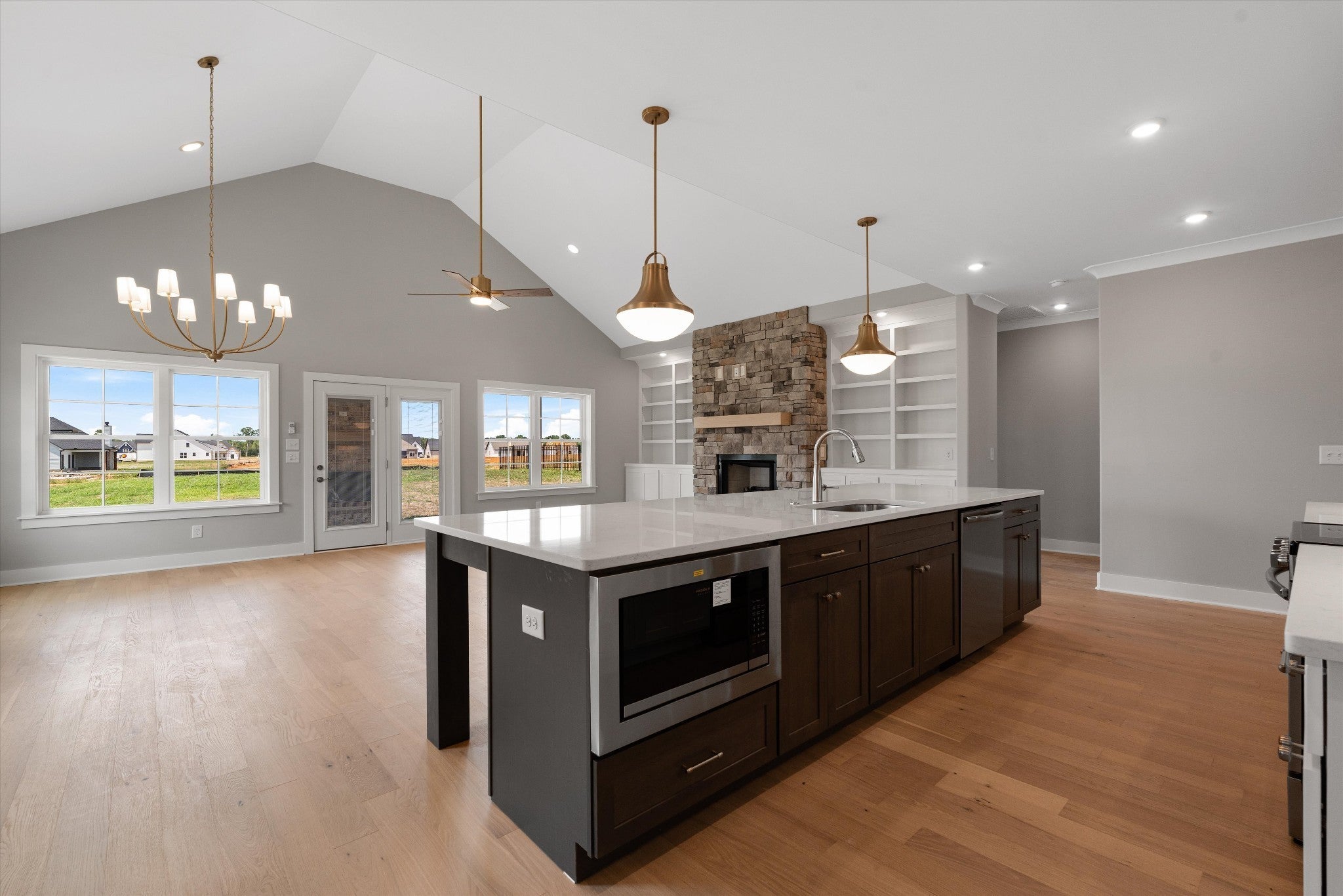4207 Fargo Ct — photo