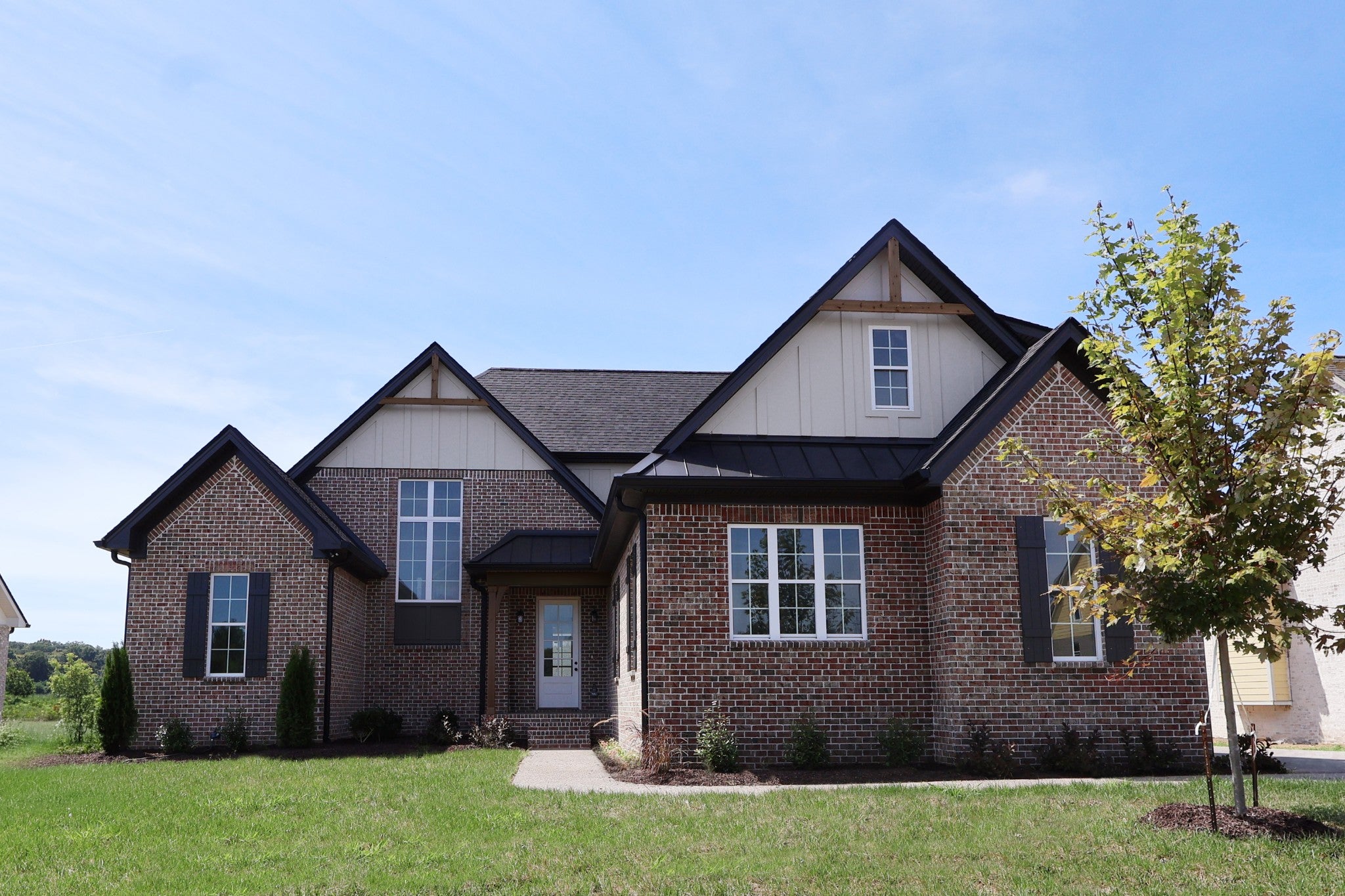 812 Brookdale Ct — photo