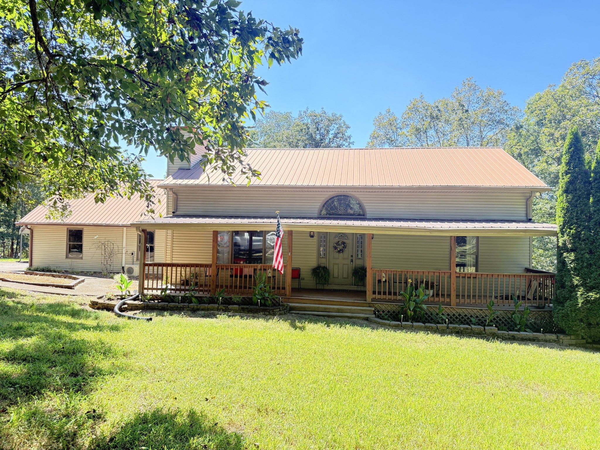 187 Th Hooper Ln — photo