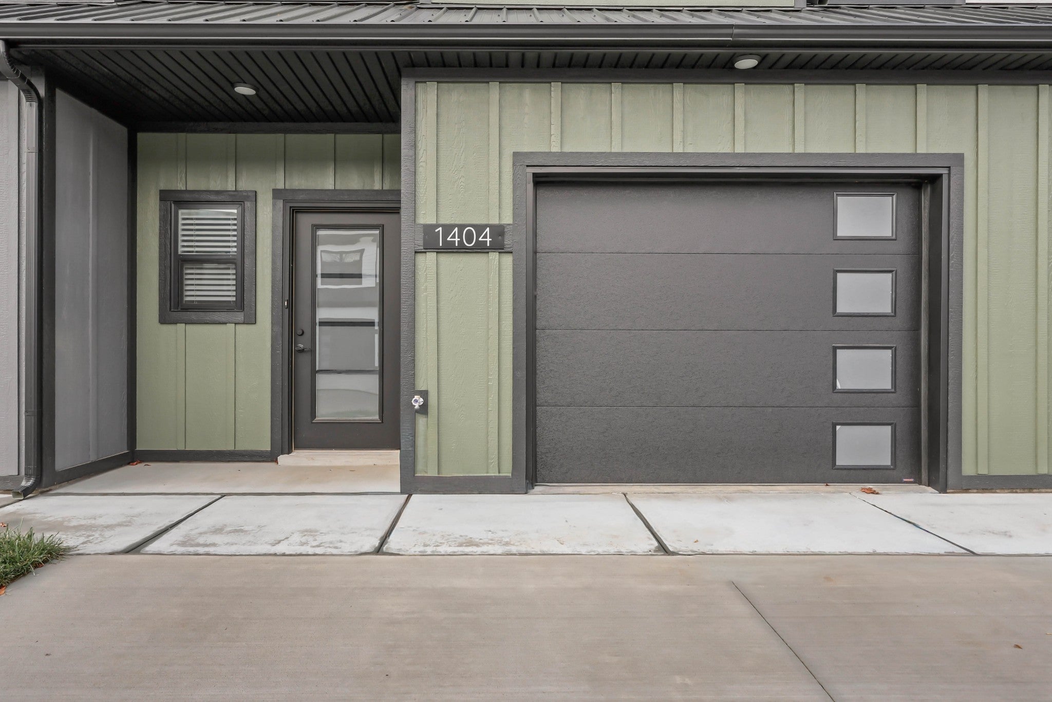 1404 Jonathan Wade Circle — photo