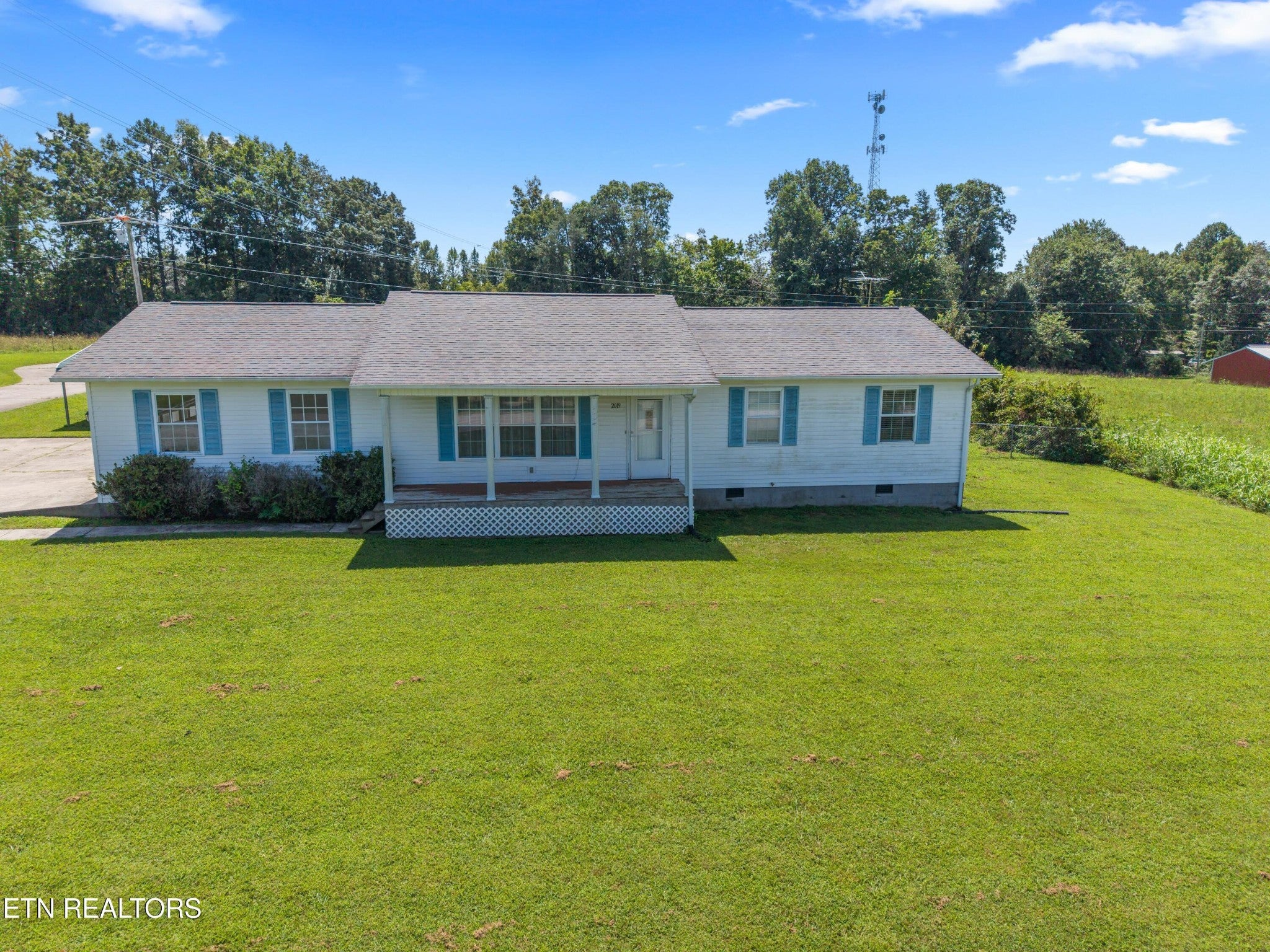 2019 Martha Washington Rd — photo