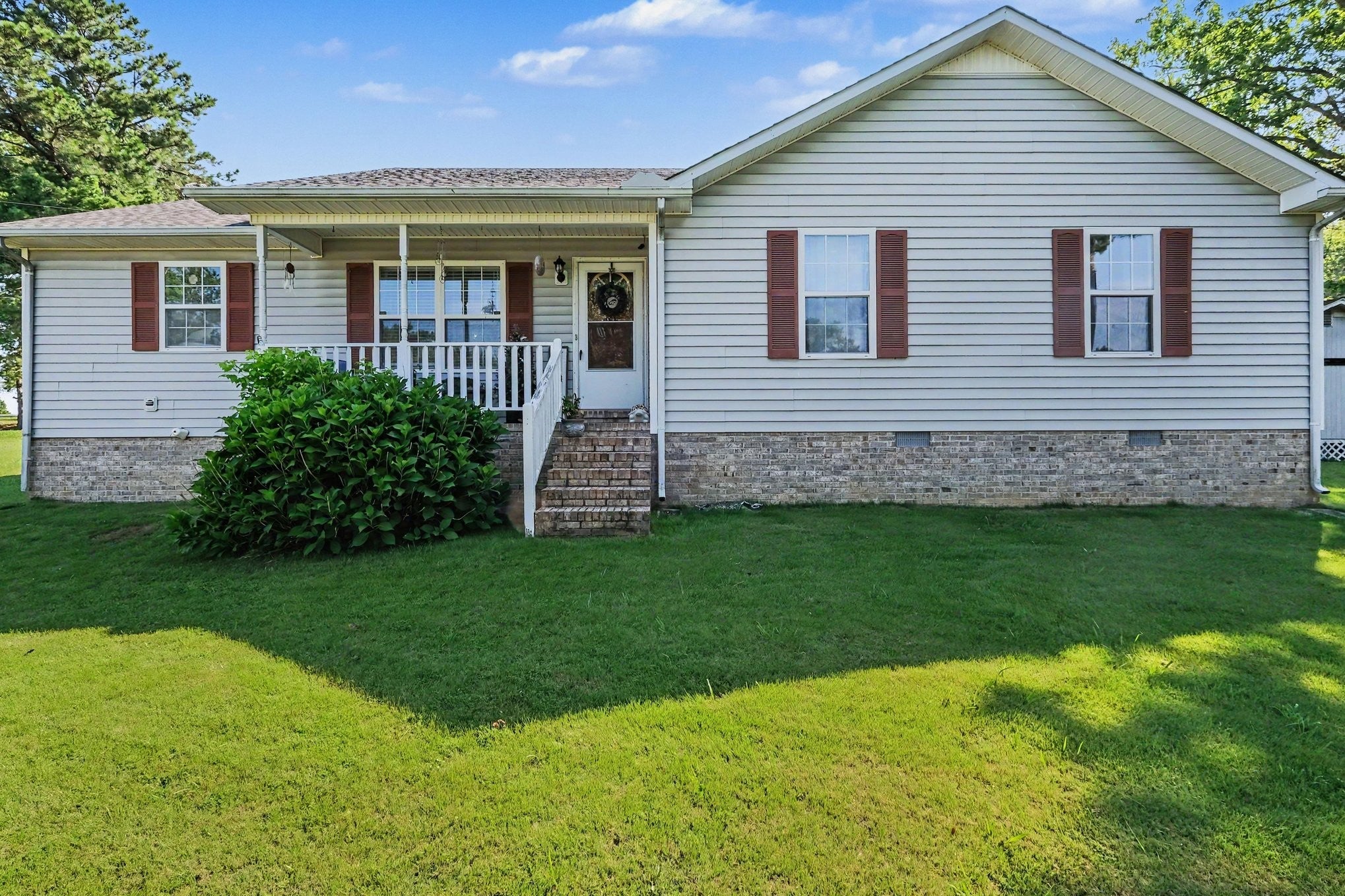 22 Edgewood Ct — photo