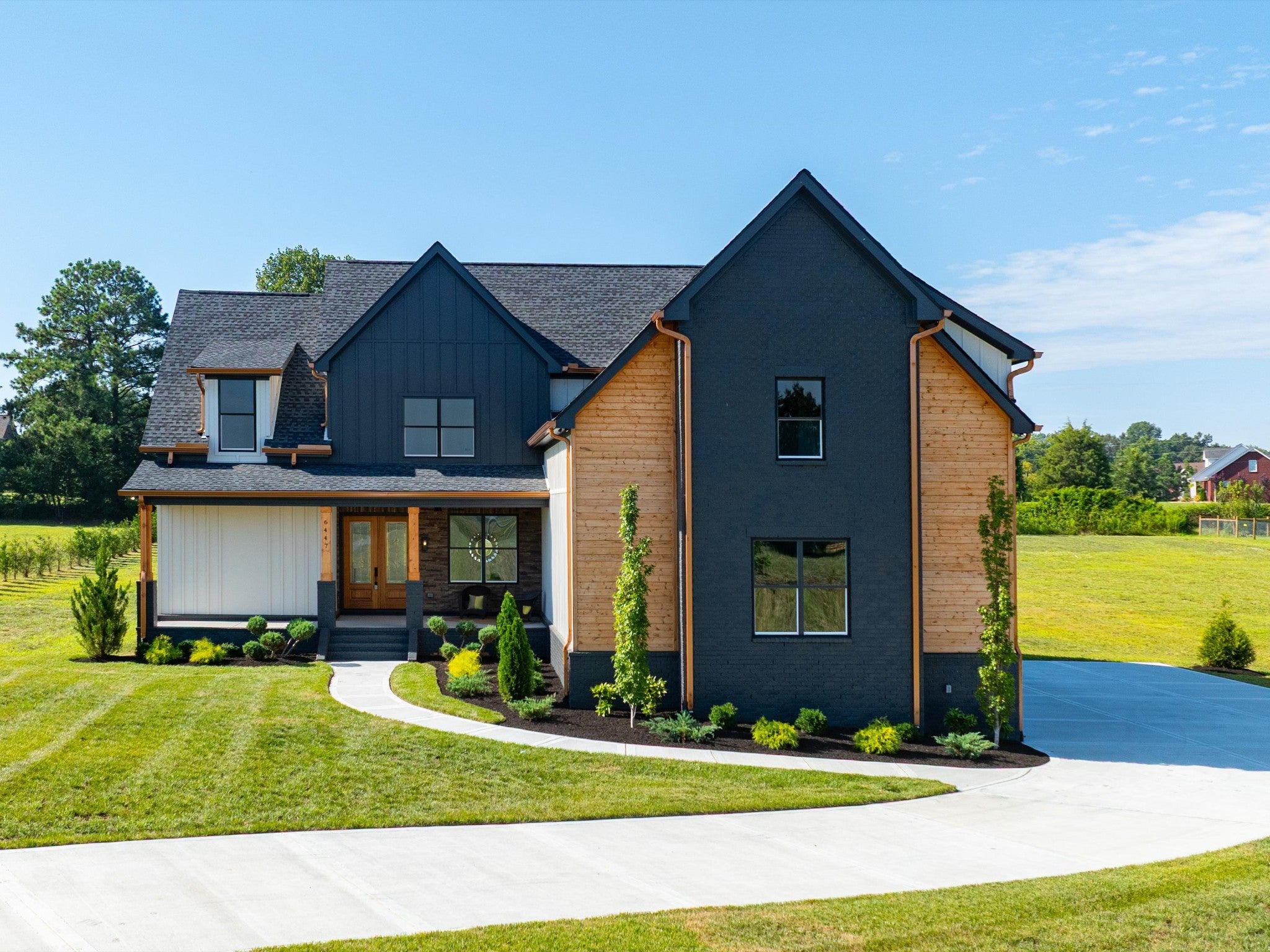 6447 Hopewell Rd — photo