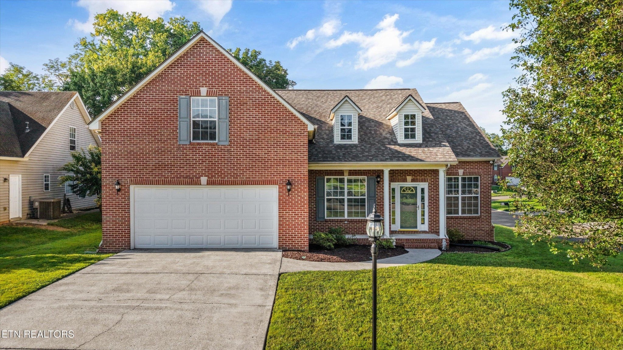 7512 Cherry Blossom Lane — photo
