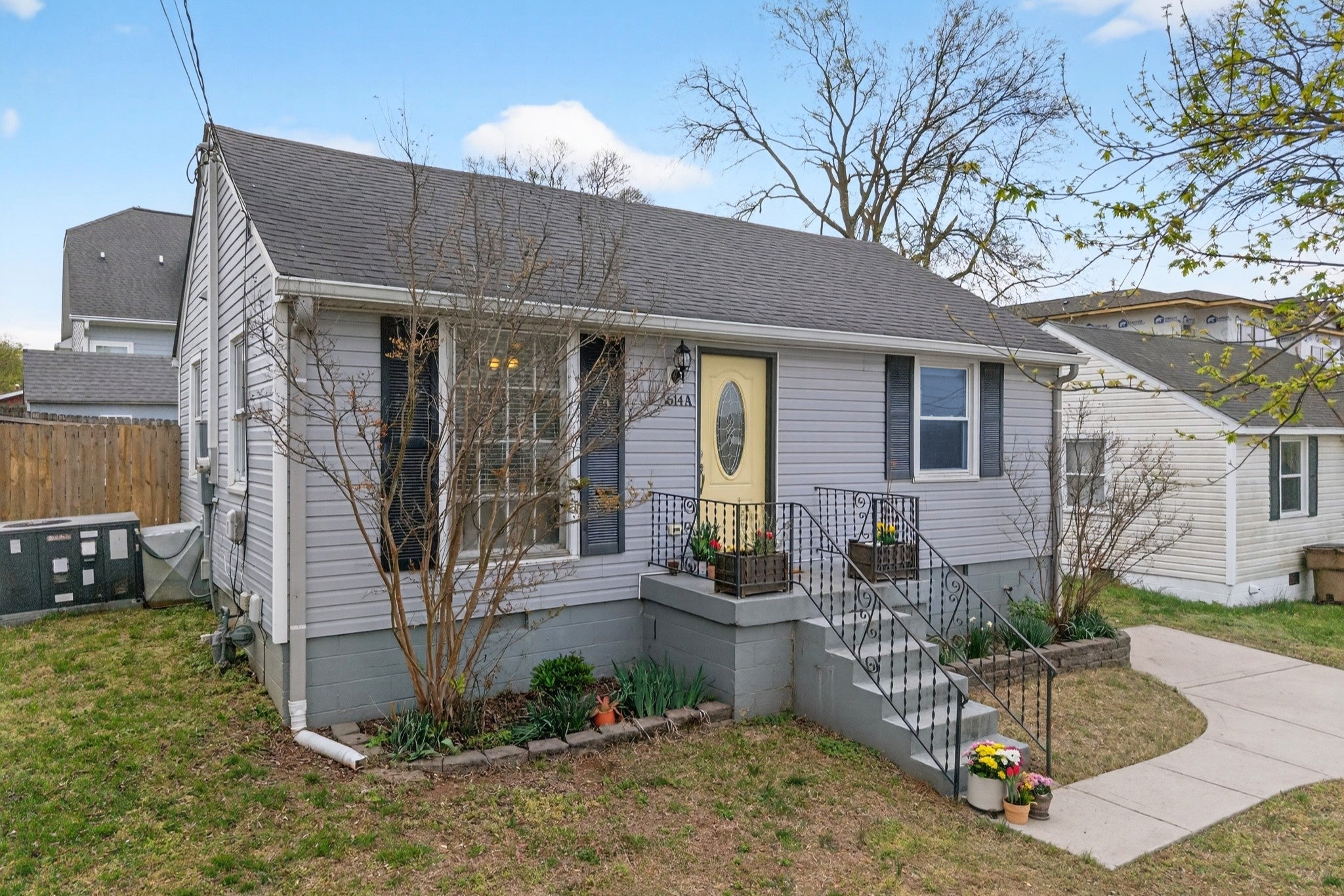 614A Annex Ave — photo