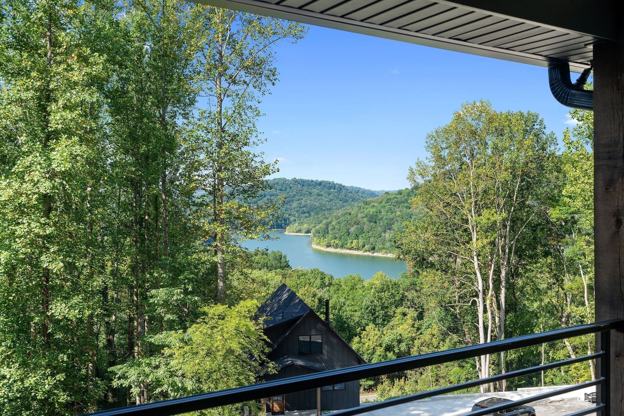 2405 Shoreside Dr — photo