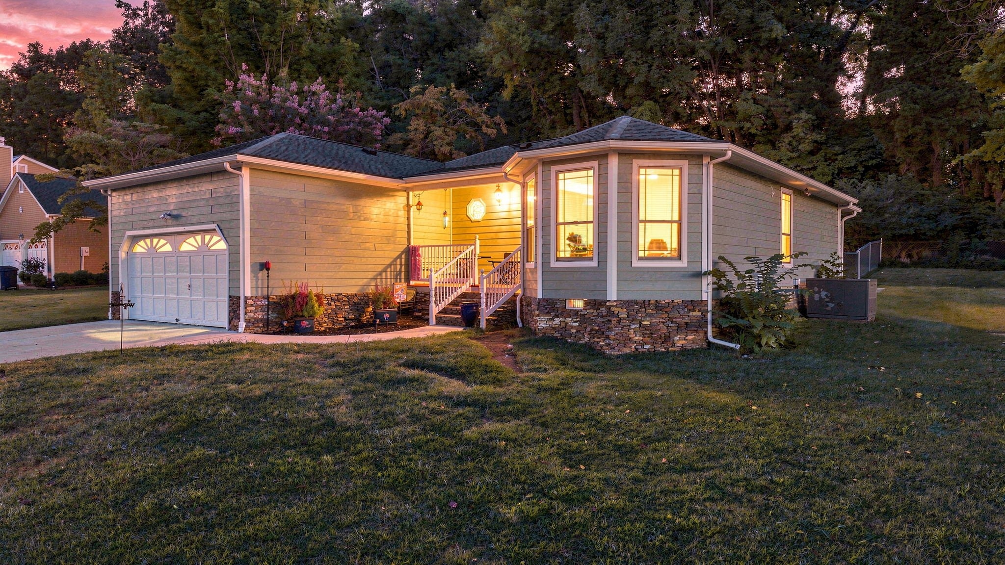 202 Ashlin Woods Dr NE — photo