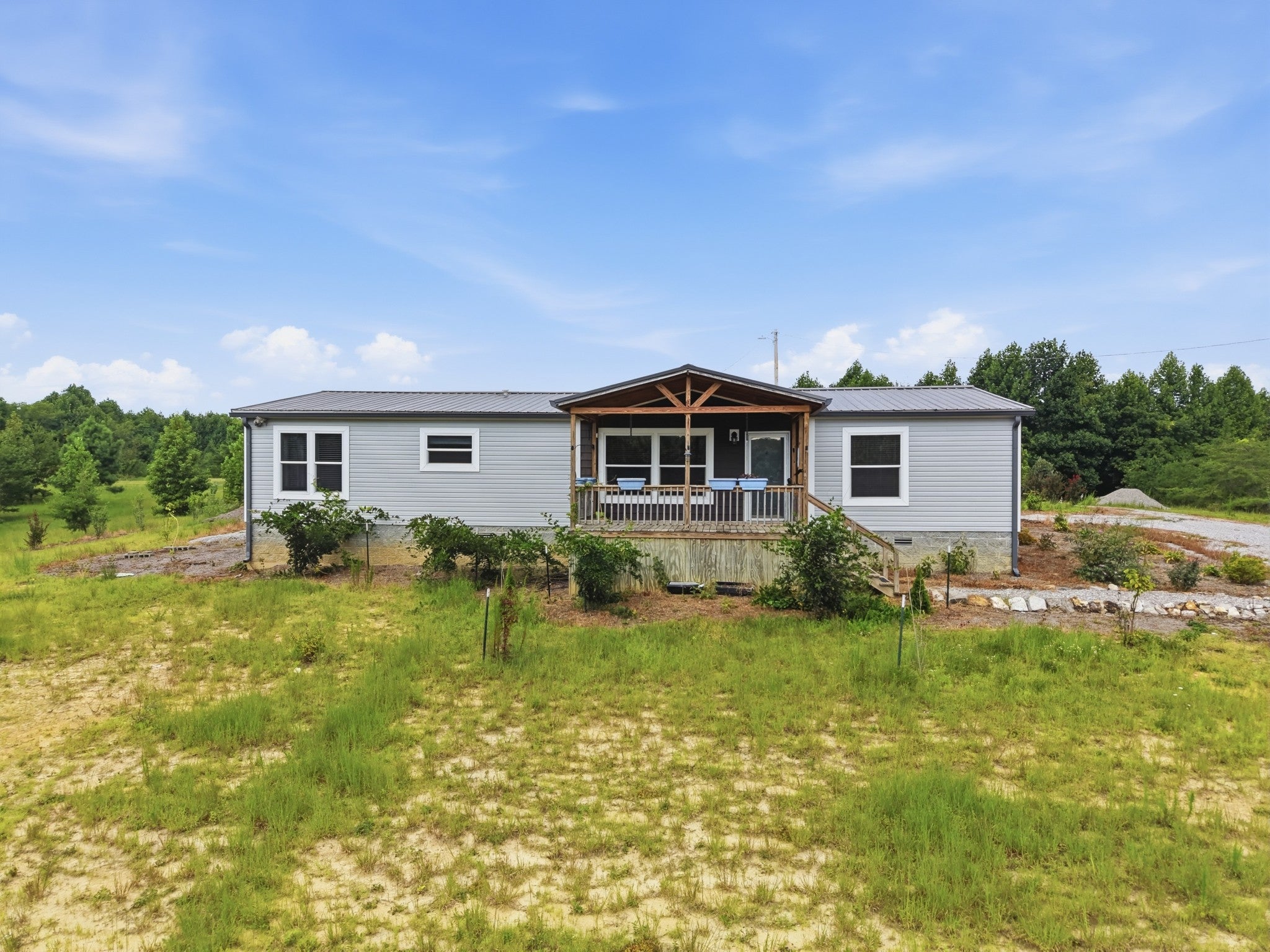 153 Eagle Rock Dr — photo