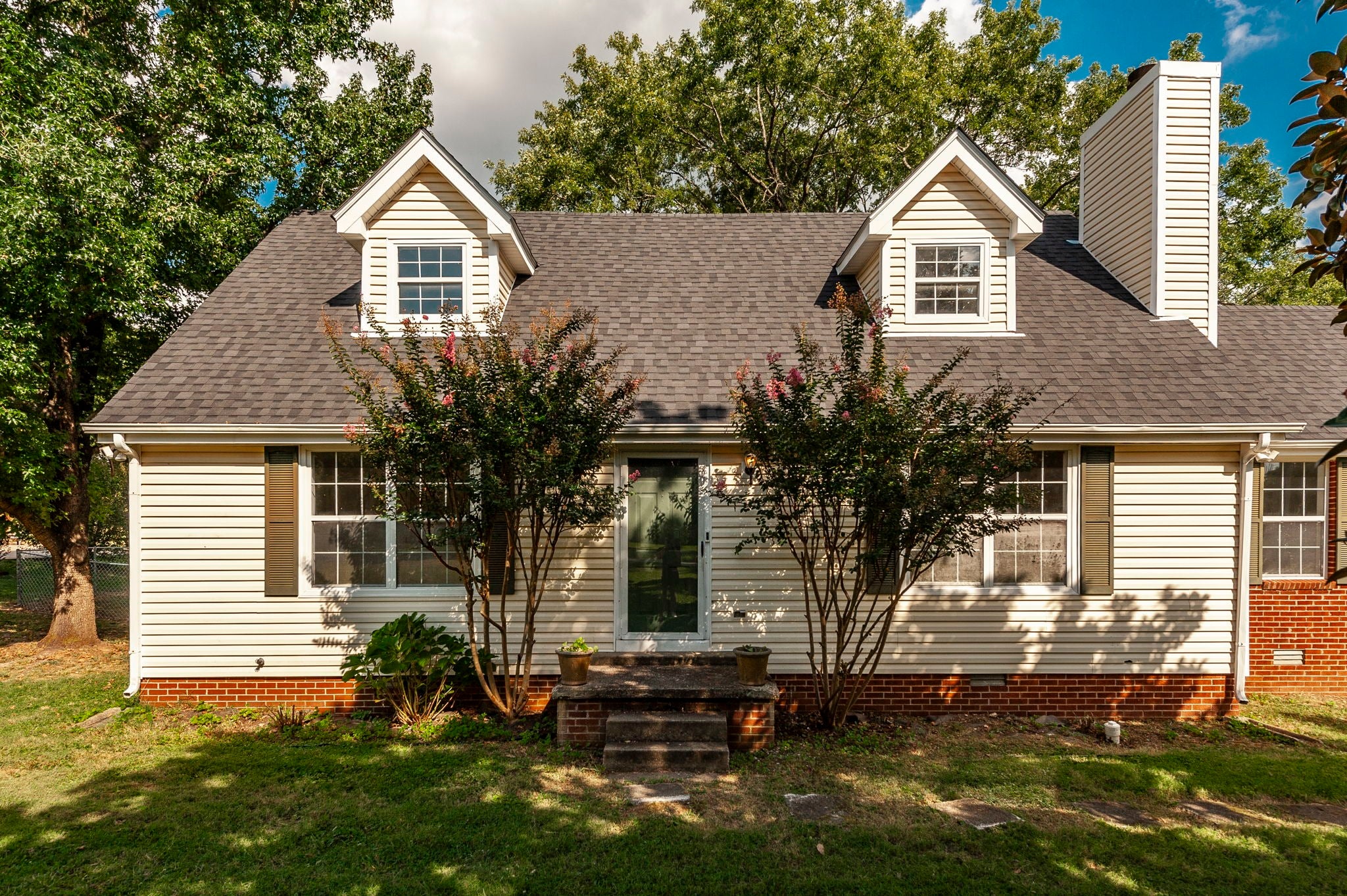 1241 Timberwood Dr — photo