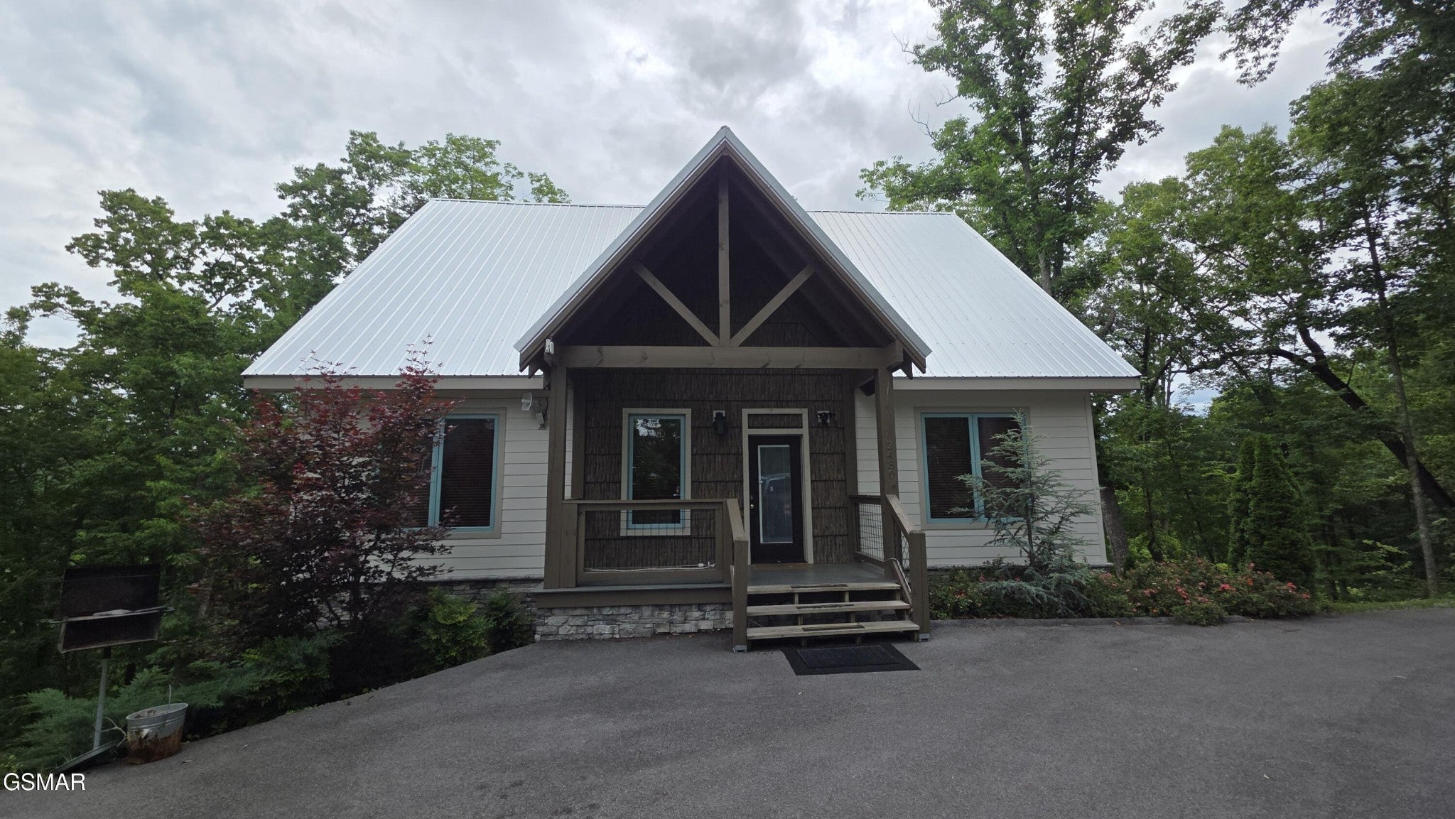 2430 Rainbow Falls Lane — photo