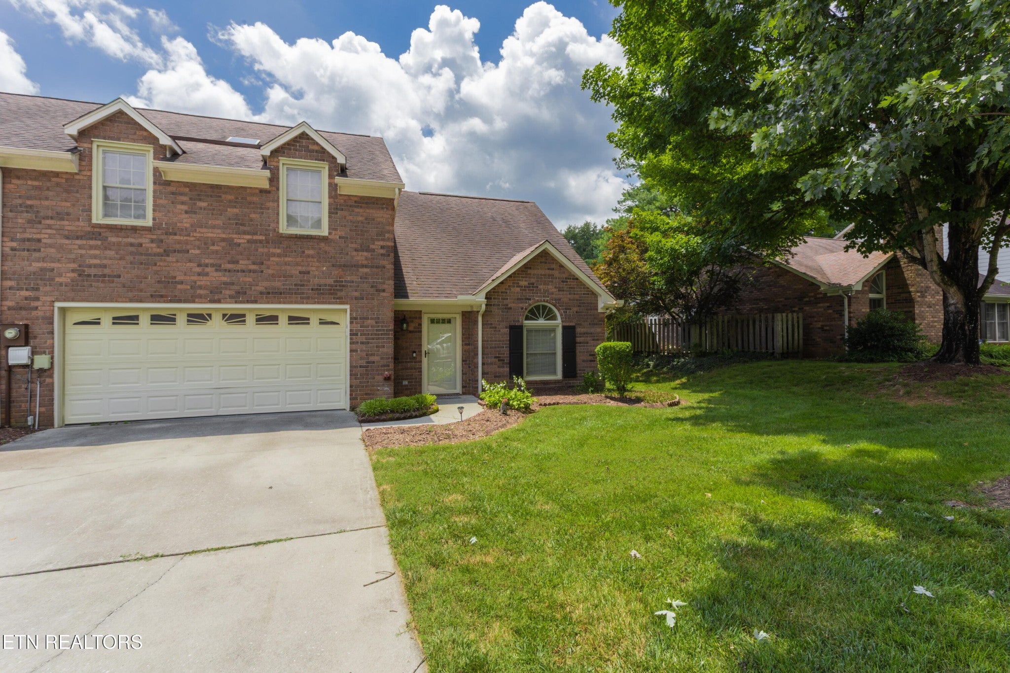 709 Landing Lane — photo