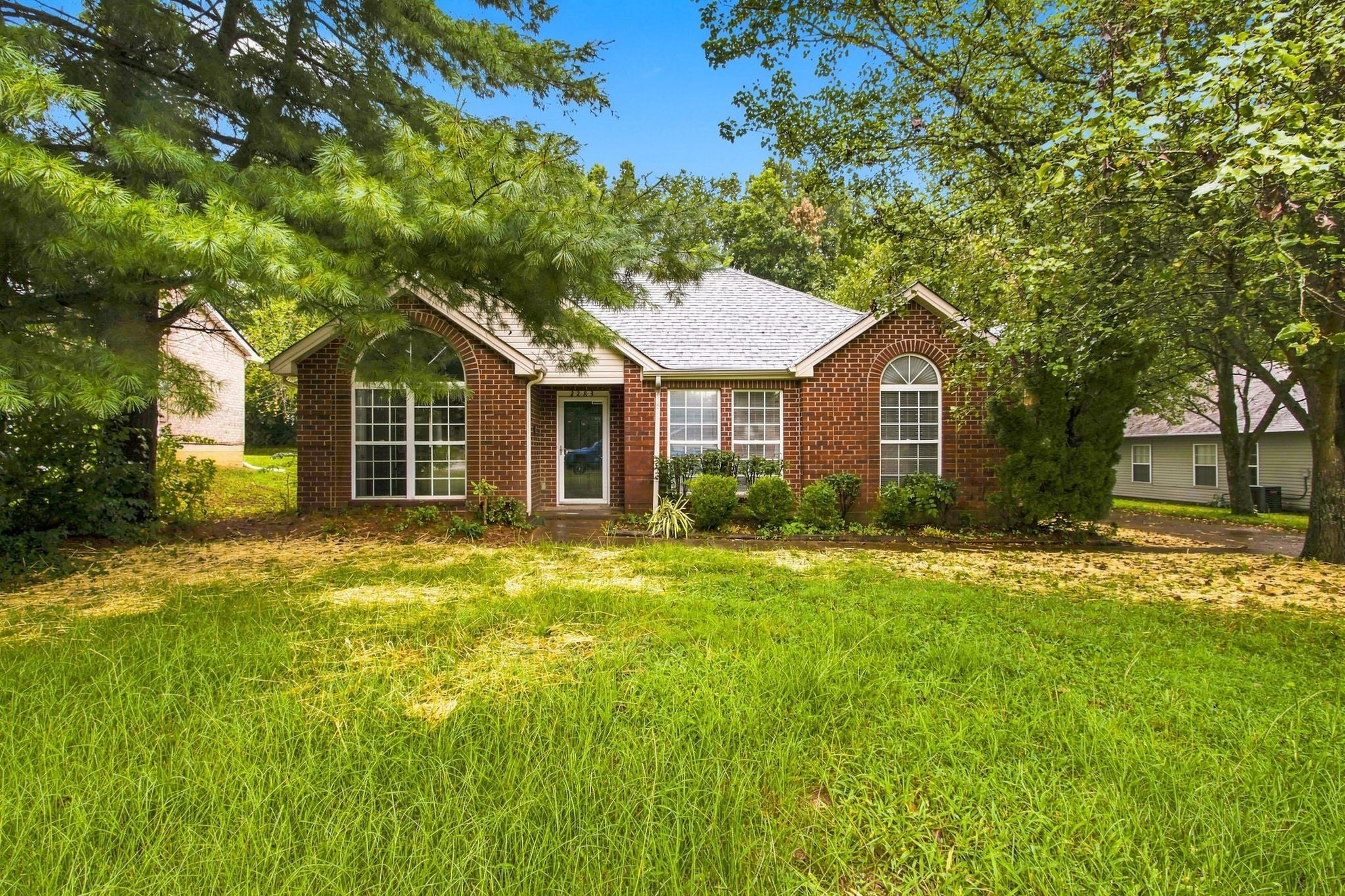 2283 Joann Dr — photo