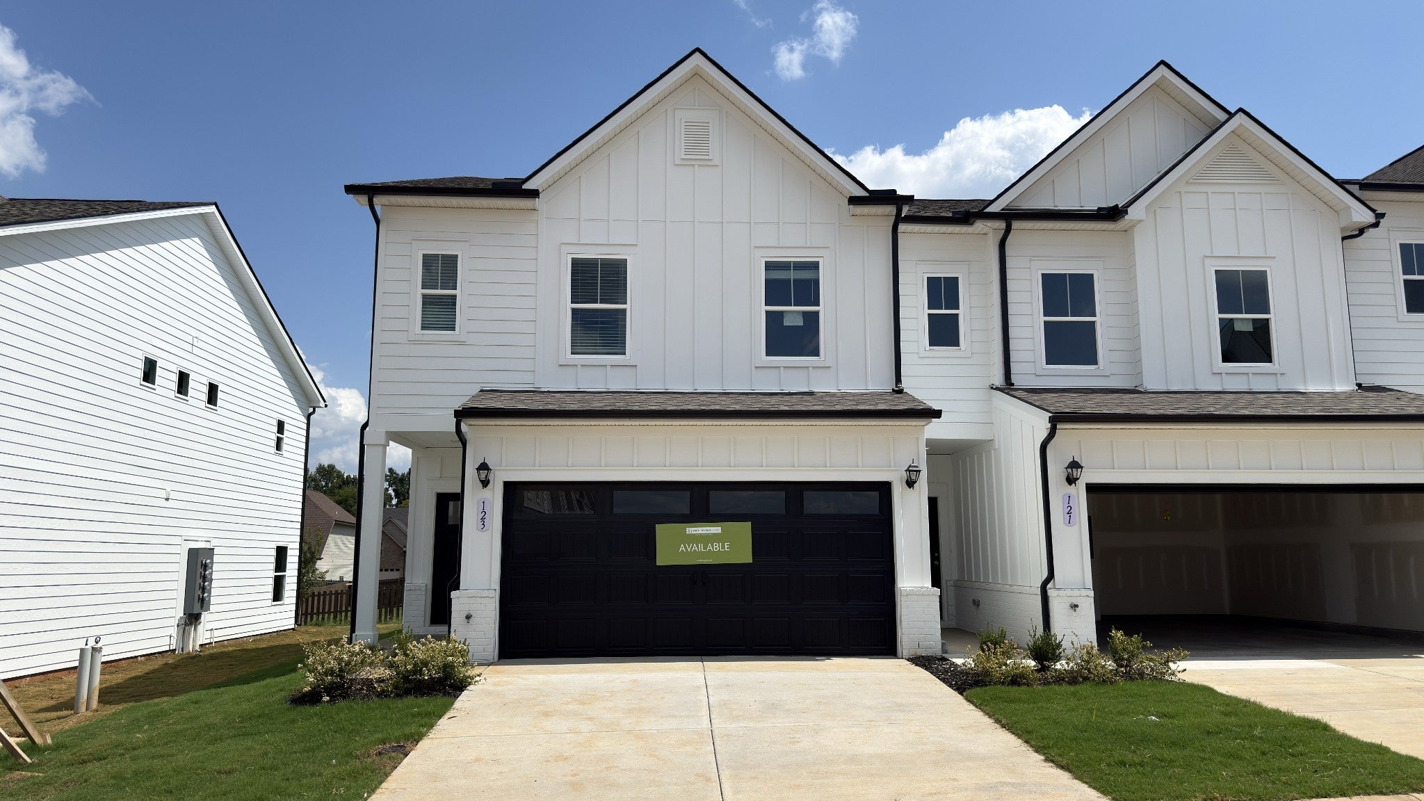 133 Yarrow Loop — photo