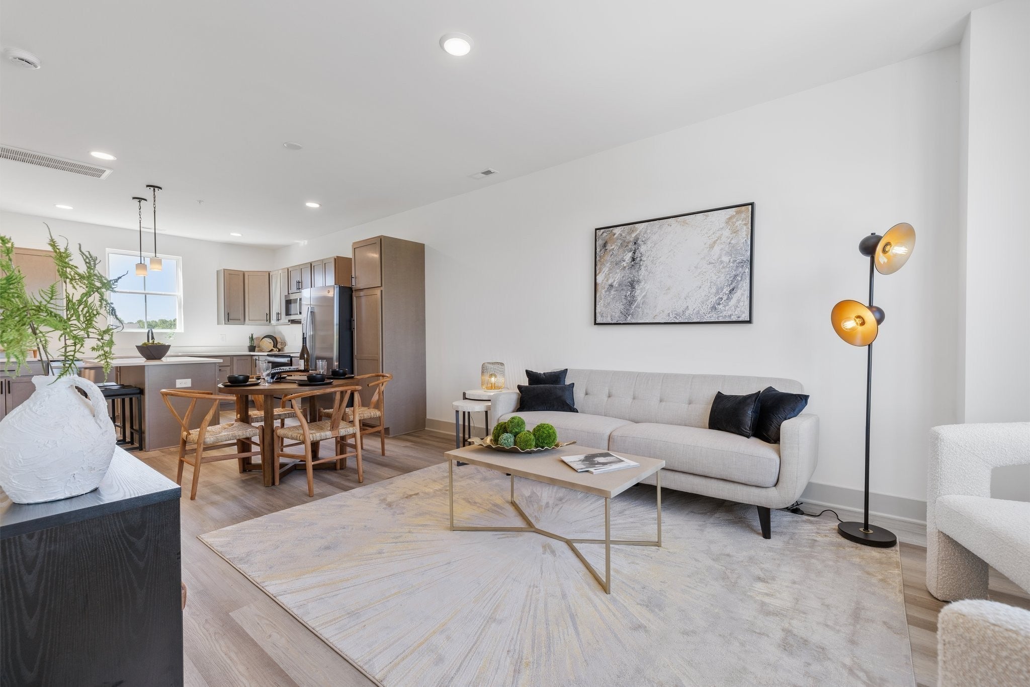 905 Harper Lndg — photo