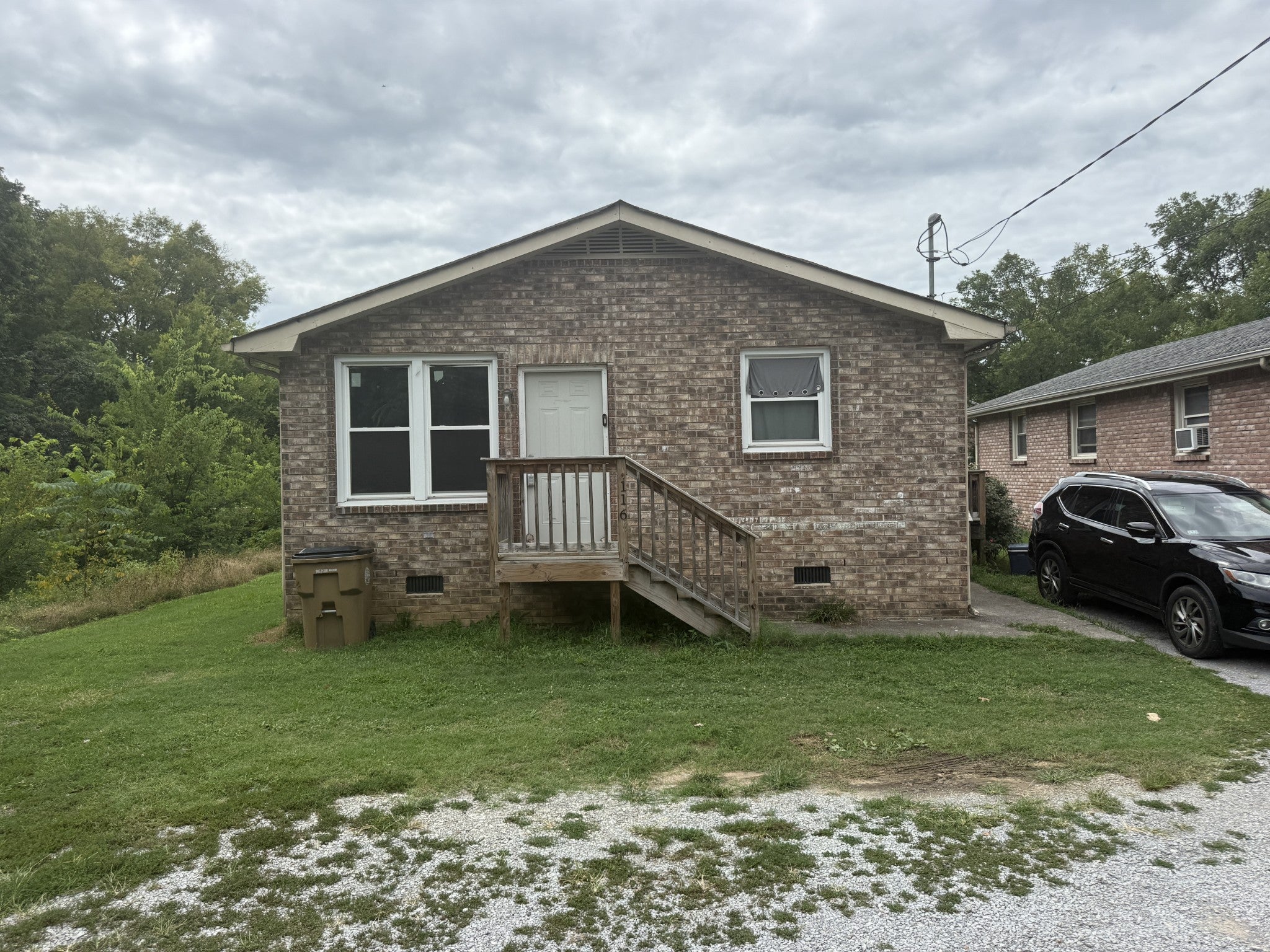 118 Myatt Dr — photo