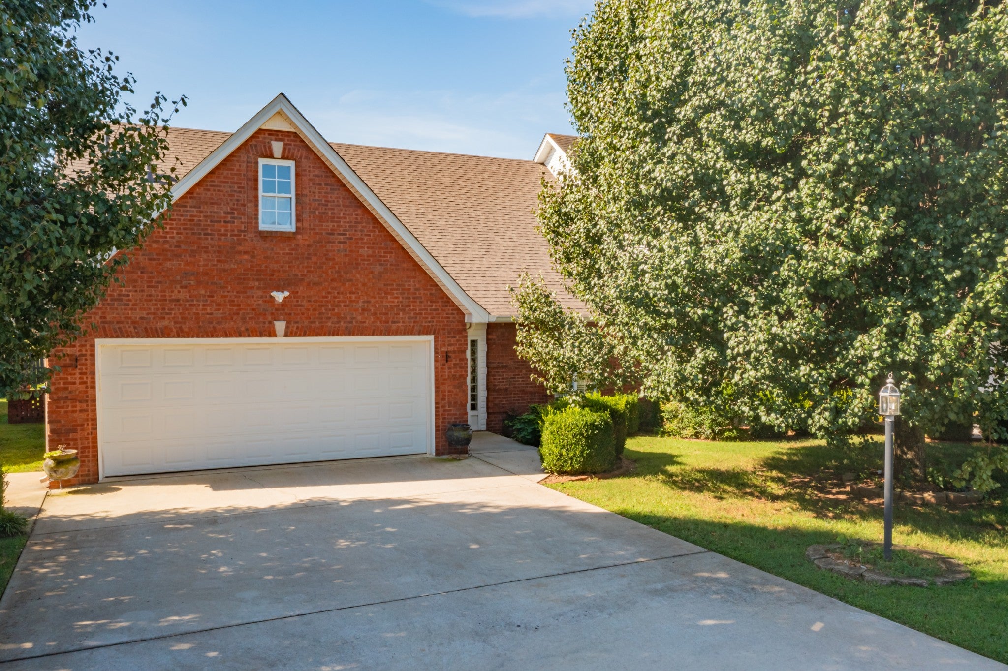 76 Chase Cir — photo