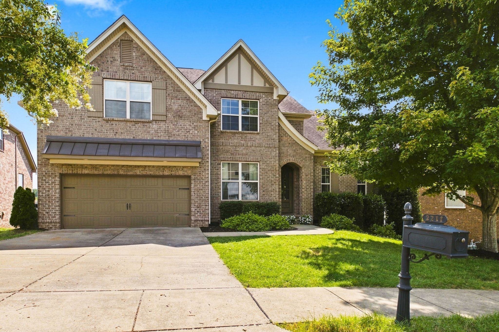 2211 Chantry Place Lane — photo