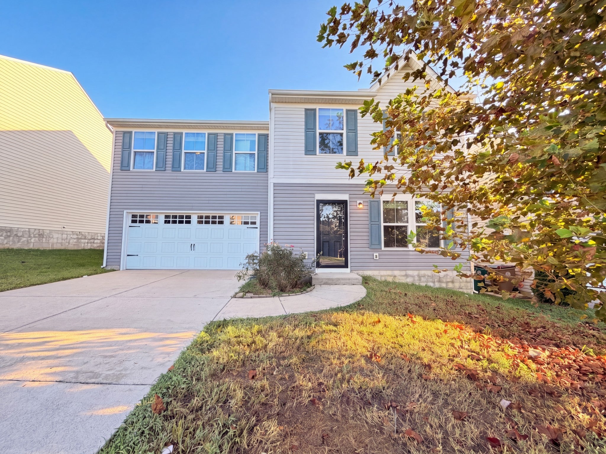 1869 Belle Arbor Dr — photo