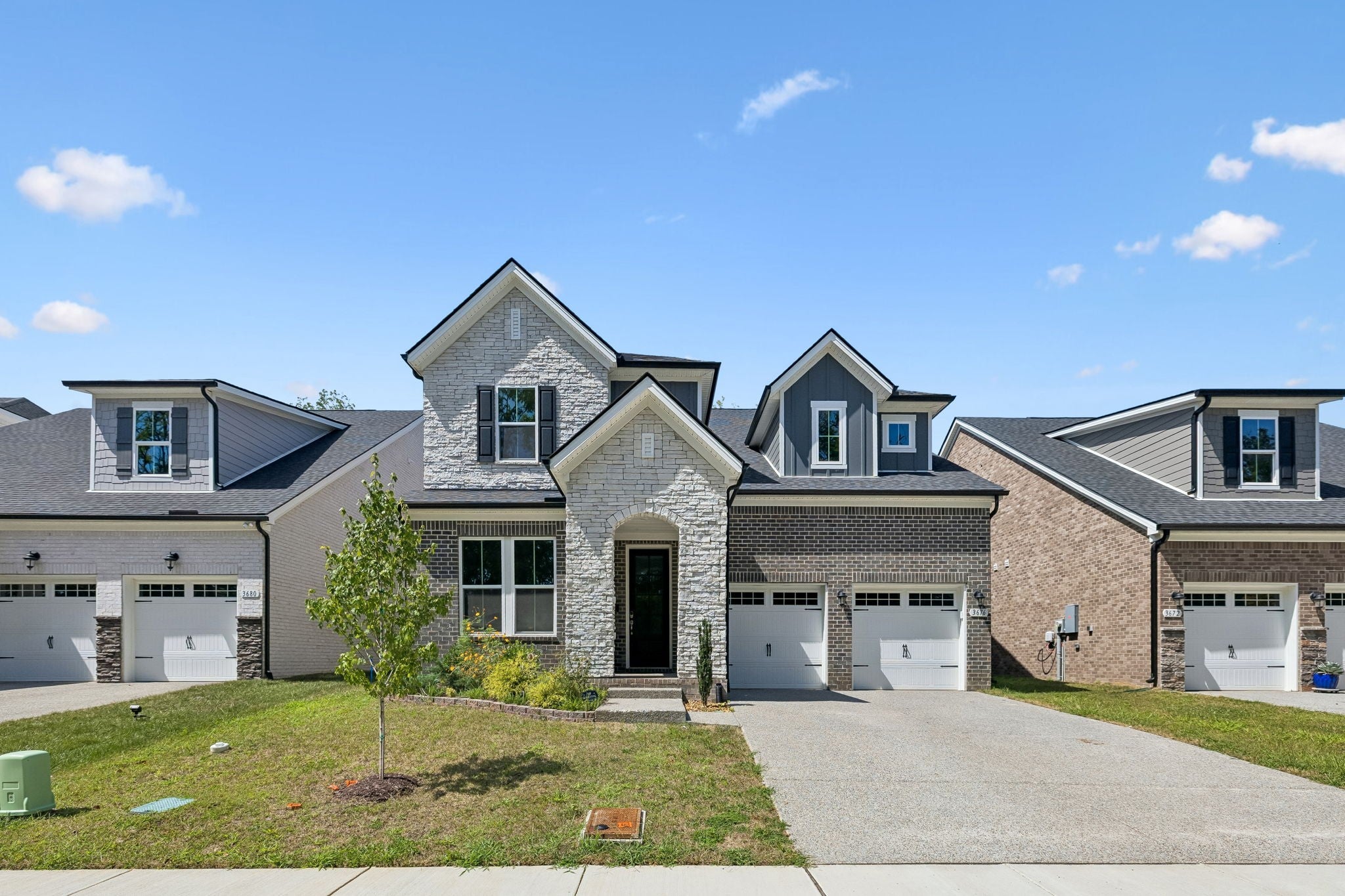 3676 Pierside Dr — photo