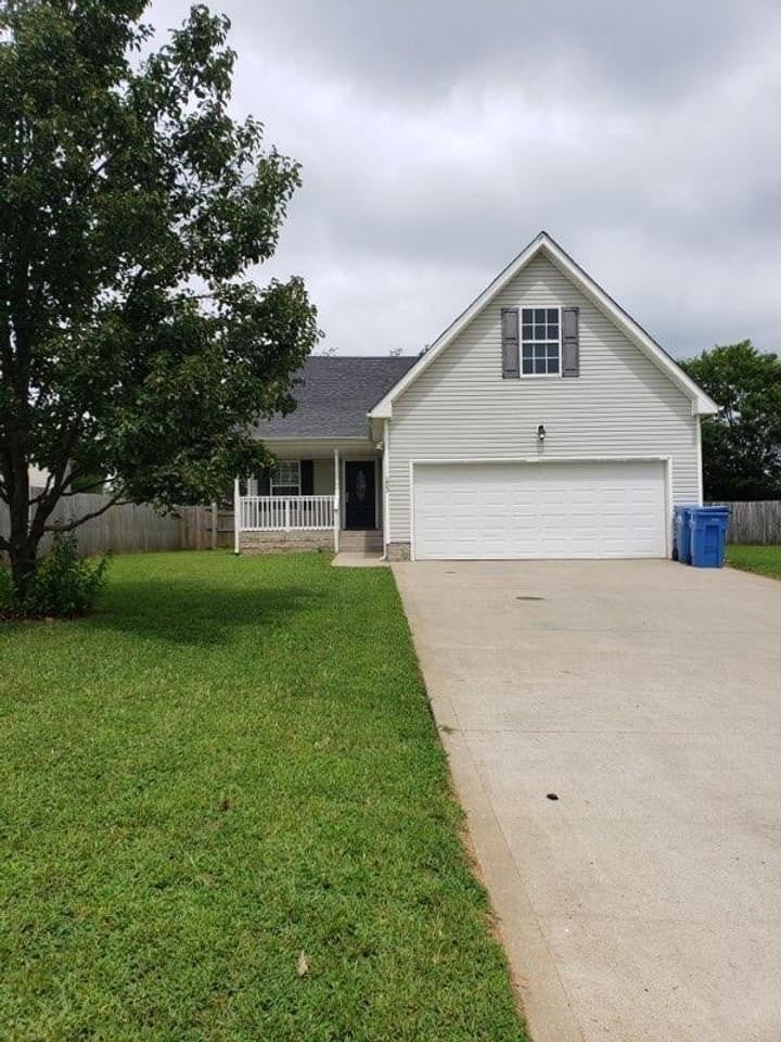 203 Alysheba Ct — photo