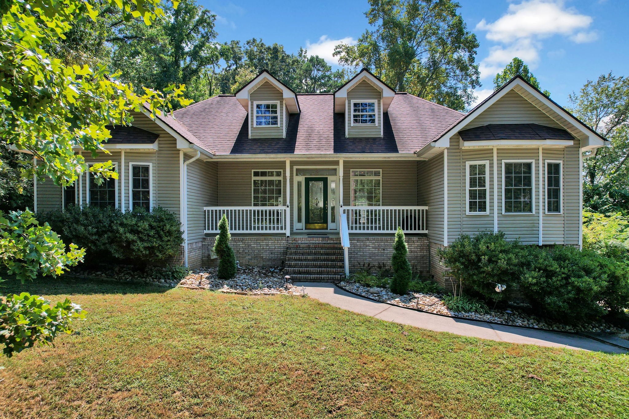 3687 Crown Colony Dr NW — photo
