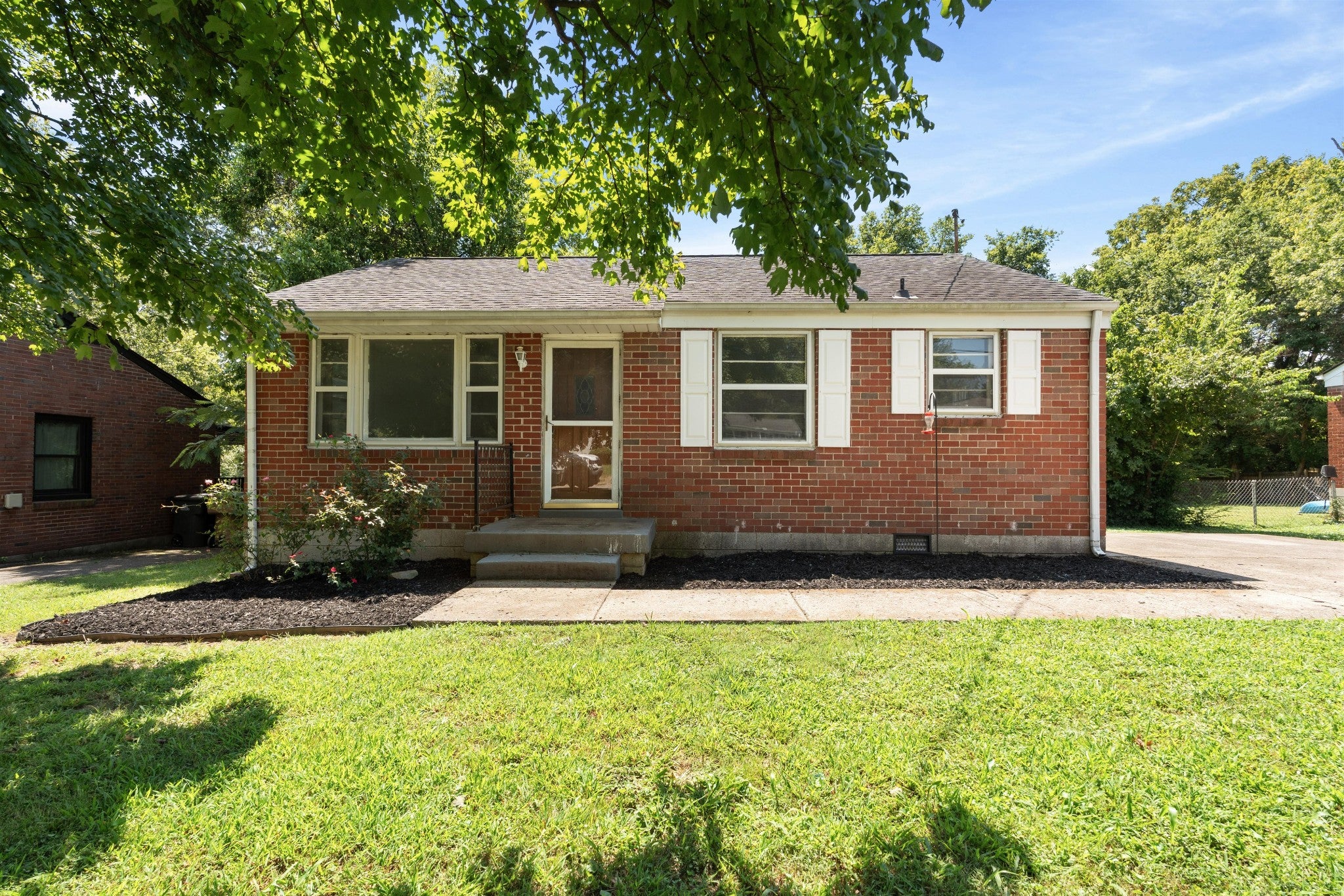 2939 Lakeland Dr — photo