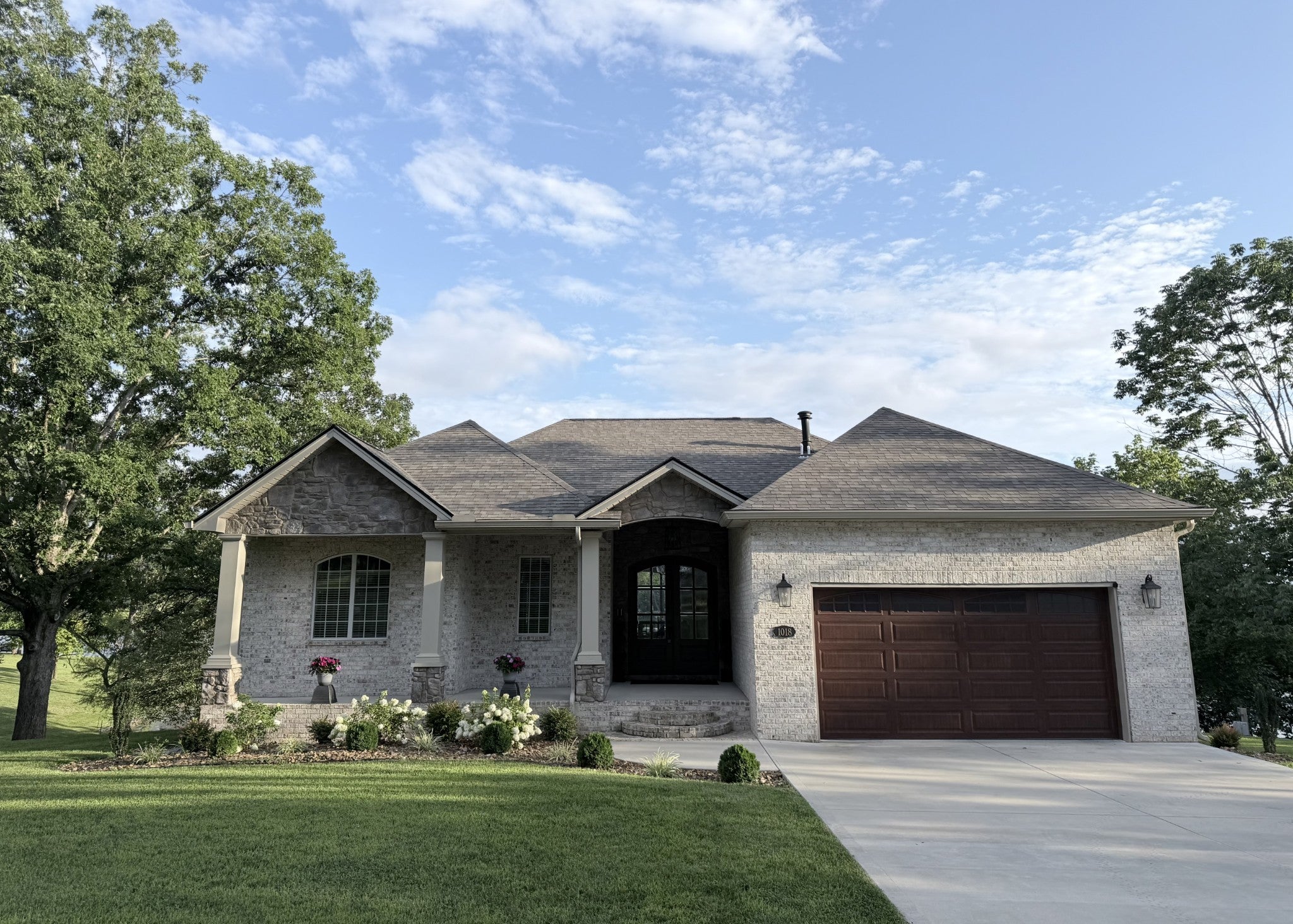 1018 Idlewild Dr — photo