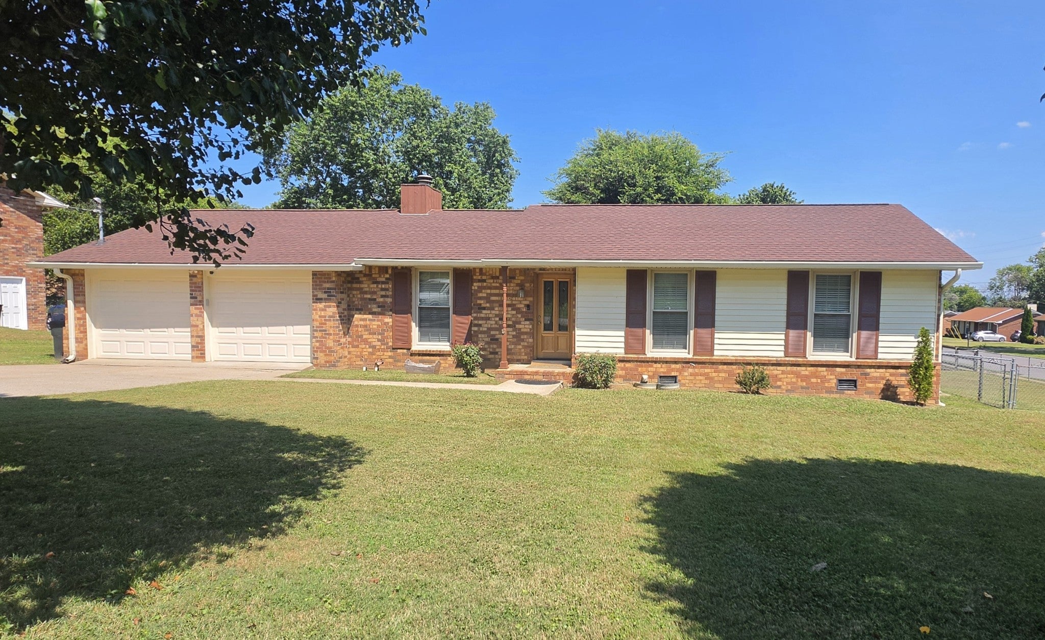 100 Shady View Dr — photo