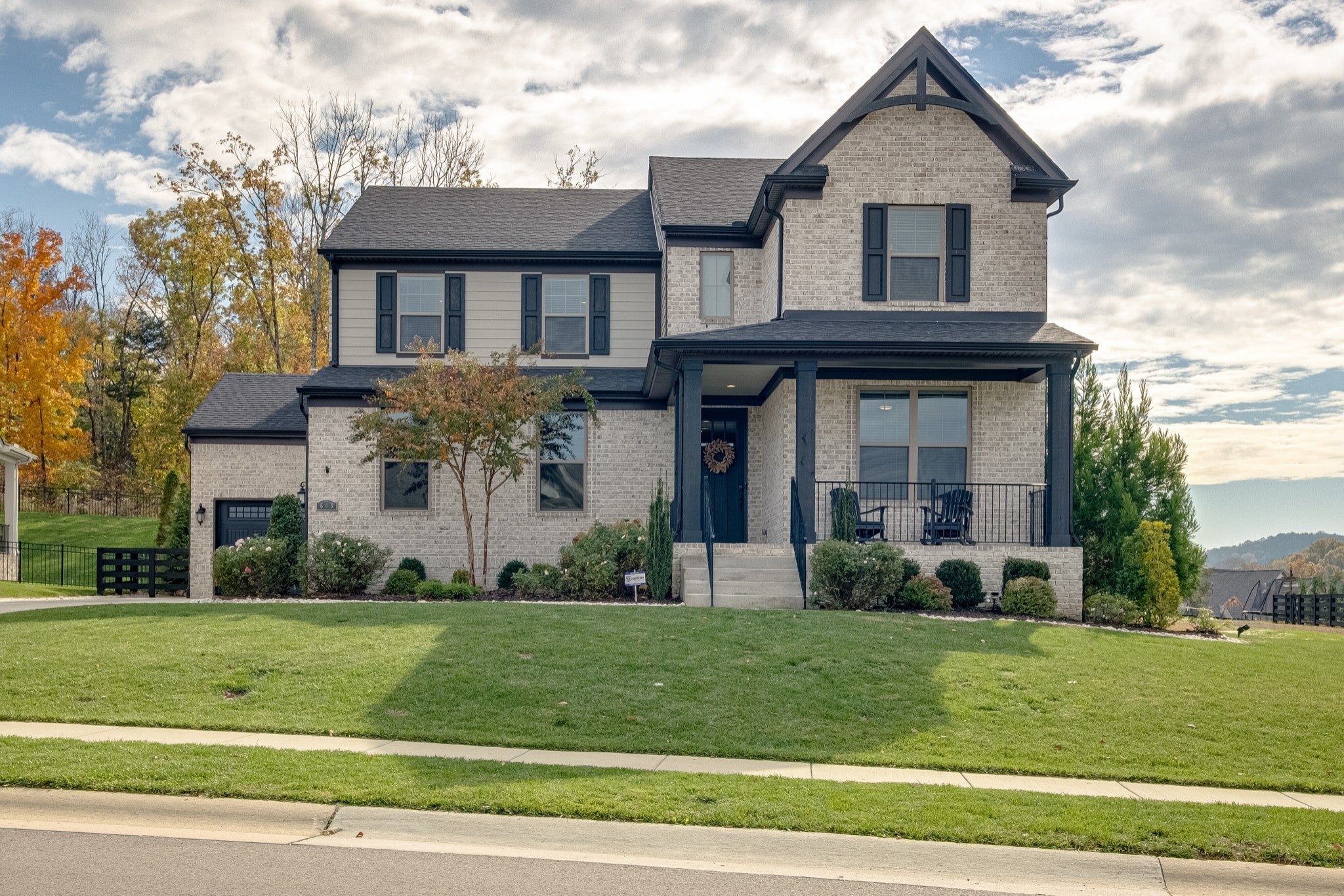 648 Dunmeyer Ct — photo
