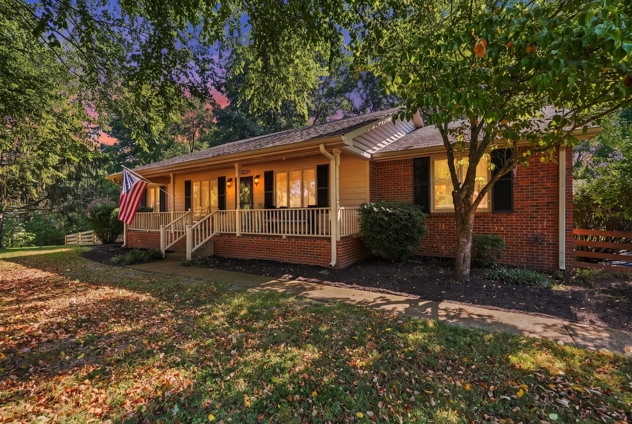 356 View Ridge Dr — photo