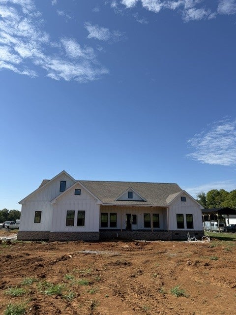 325 Burns Rd — photo