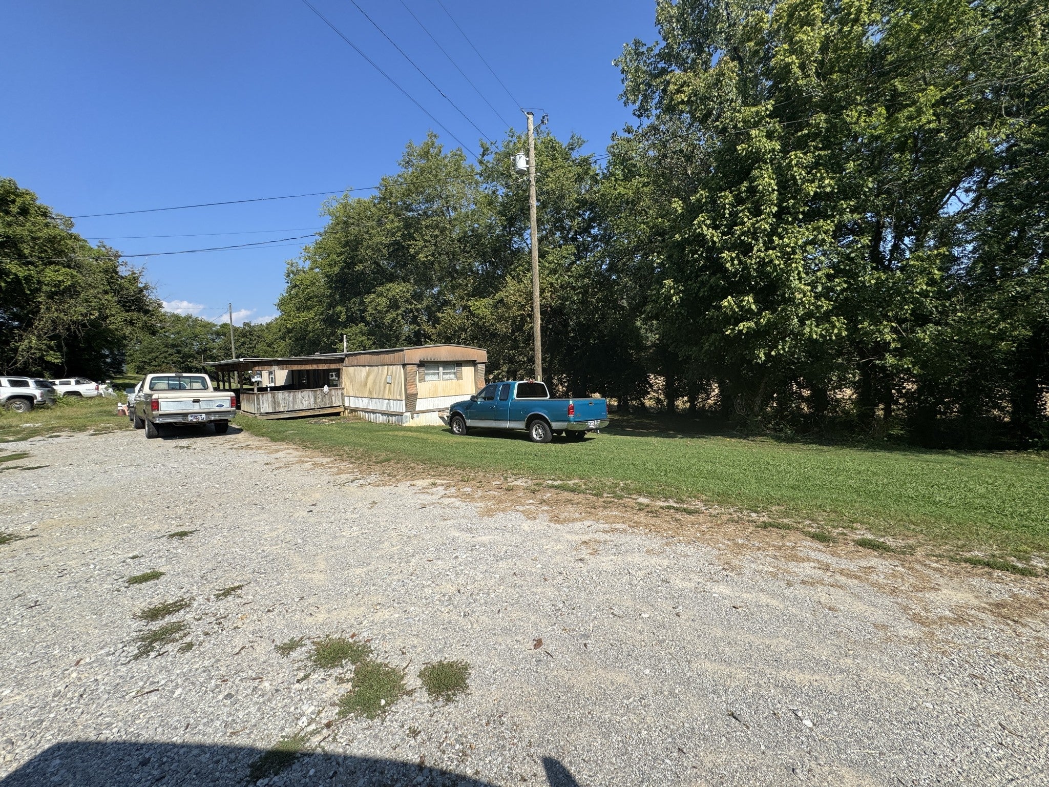 2 McKinney Ln — photo