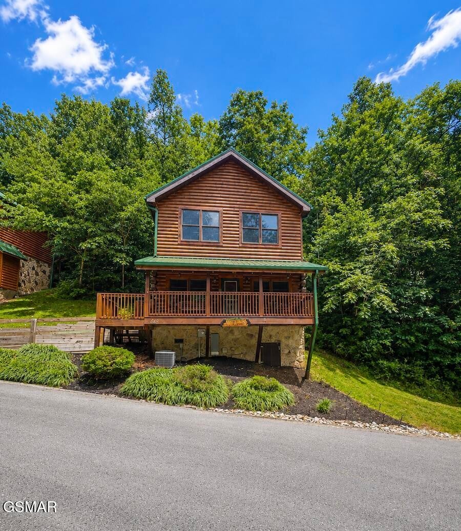 645 Chickasaw Gap Way — photo