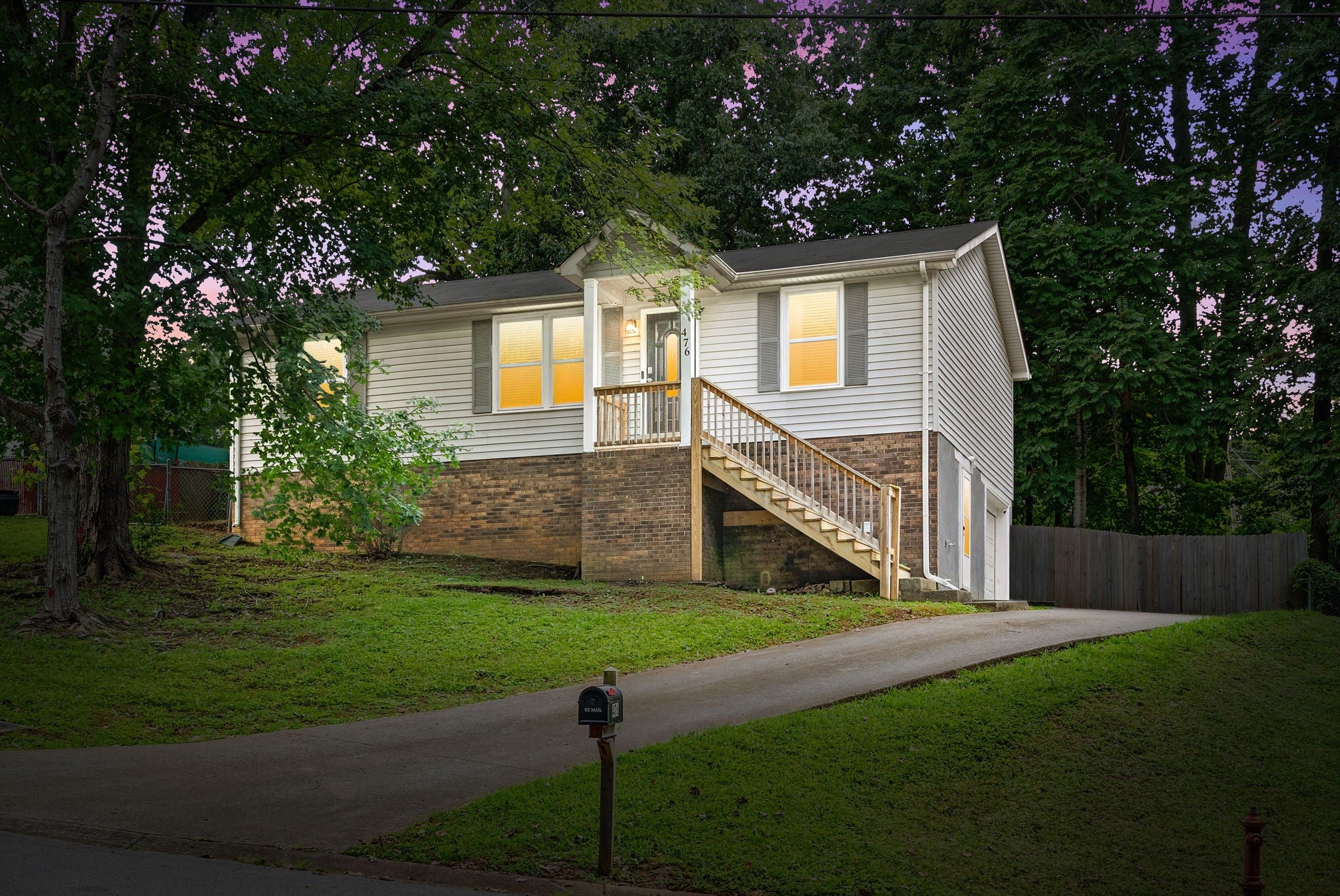 476 Ginkgo Dr — photo