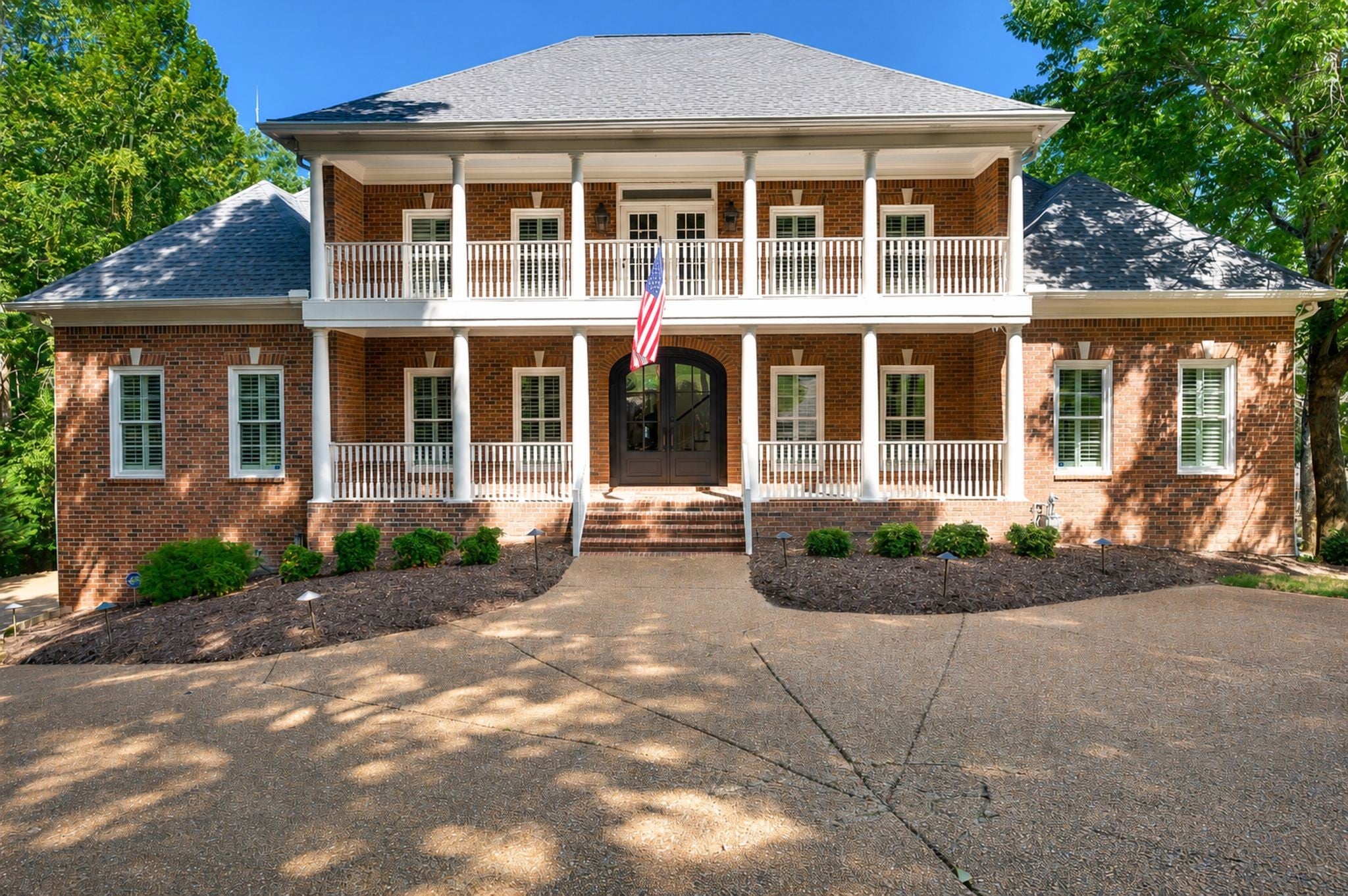 521 Grand Oaks Dr — photo