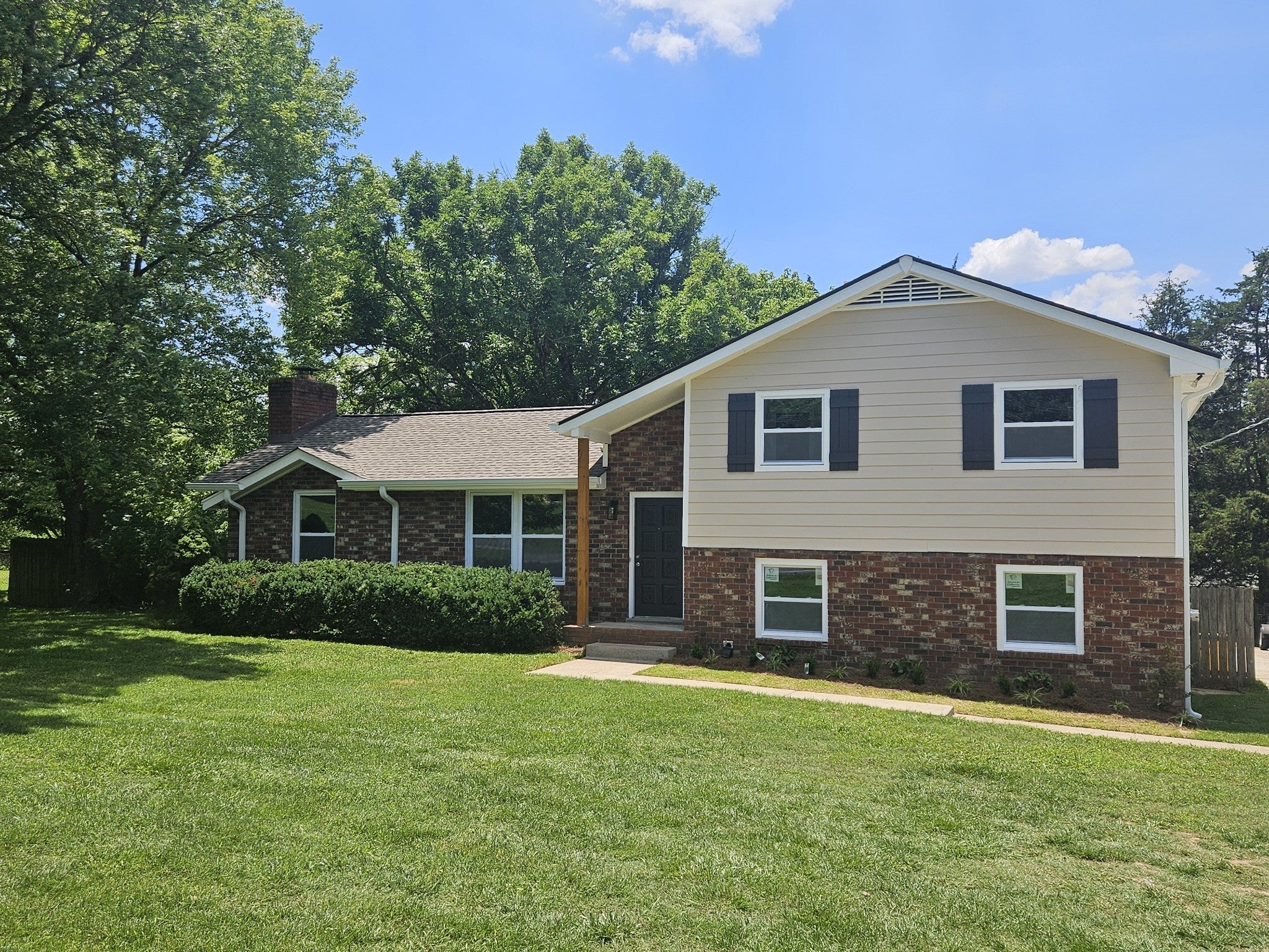 258 Indian Lake Rd — photo