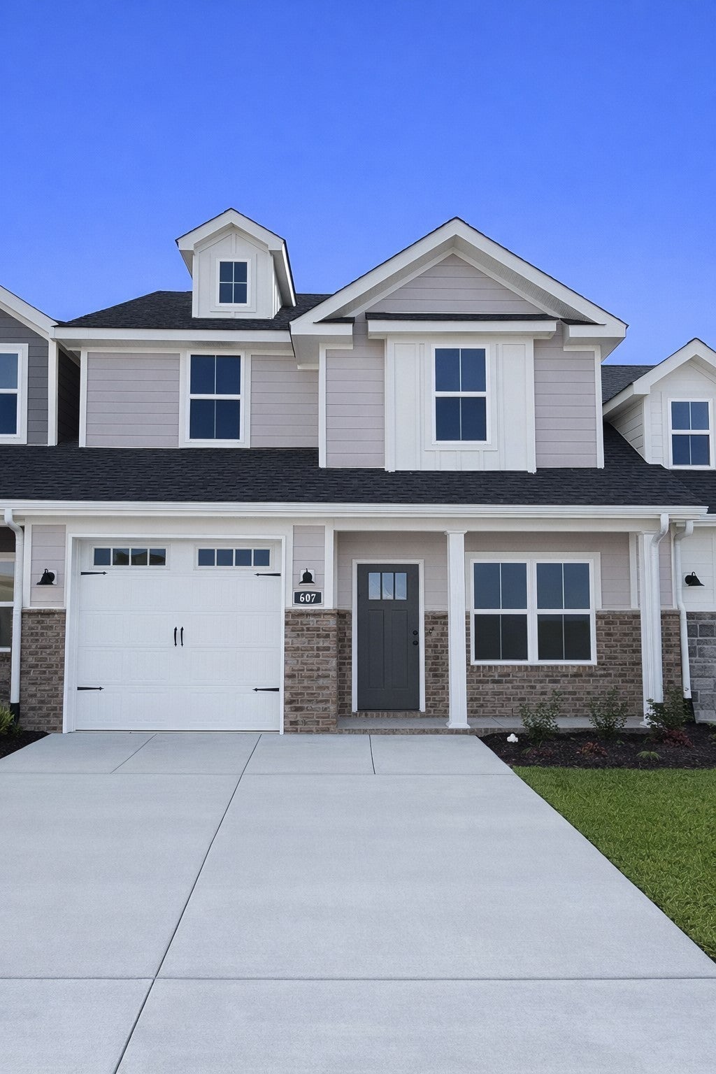 607 Rohan Drive — photo