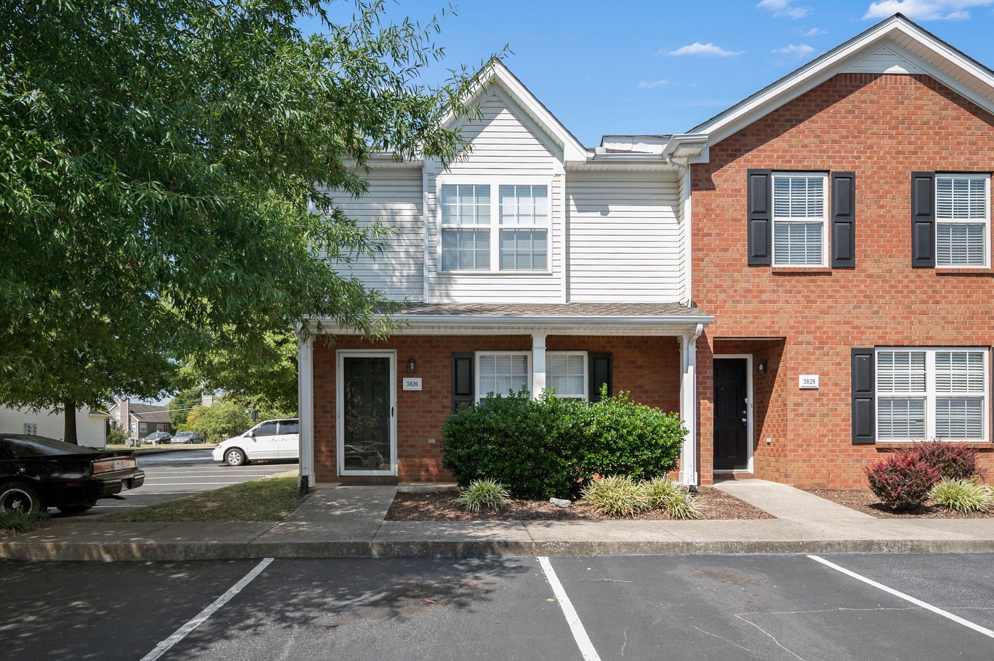 3826 Chippewa Pl — photo
