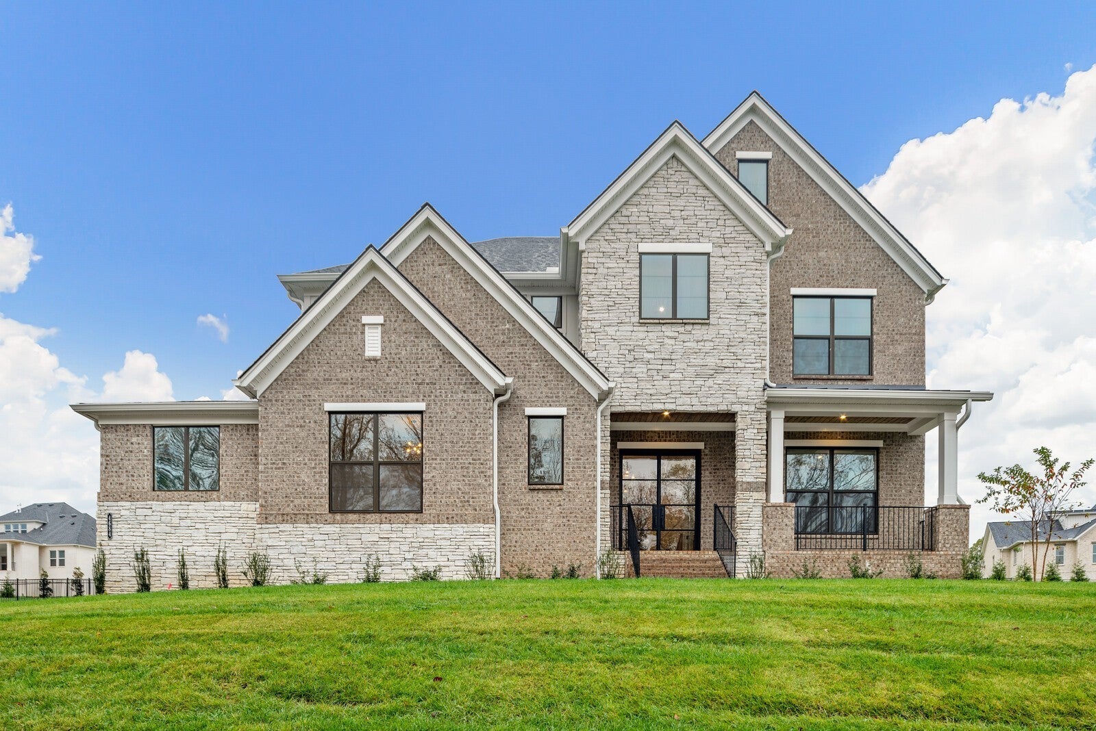 6211 Creole Lane — photo