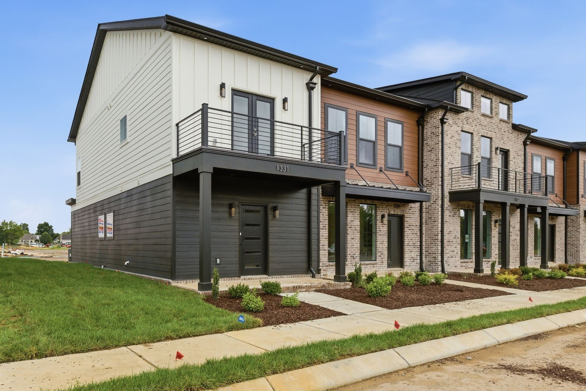 1350 Rebecca Johns Dr — photo