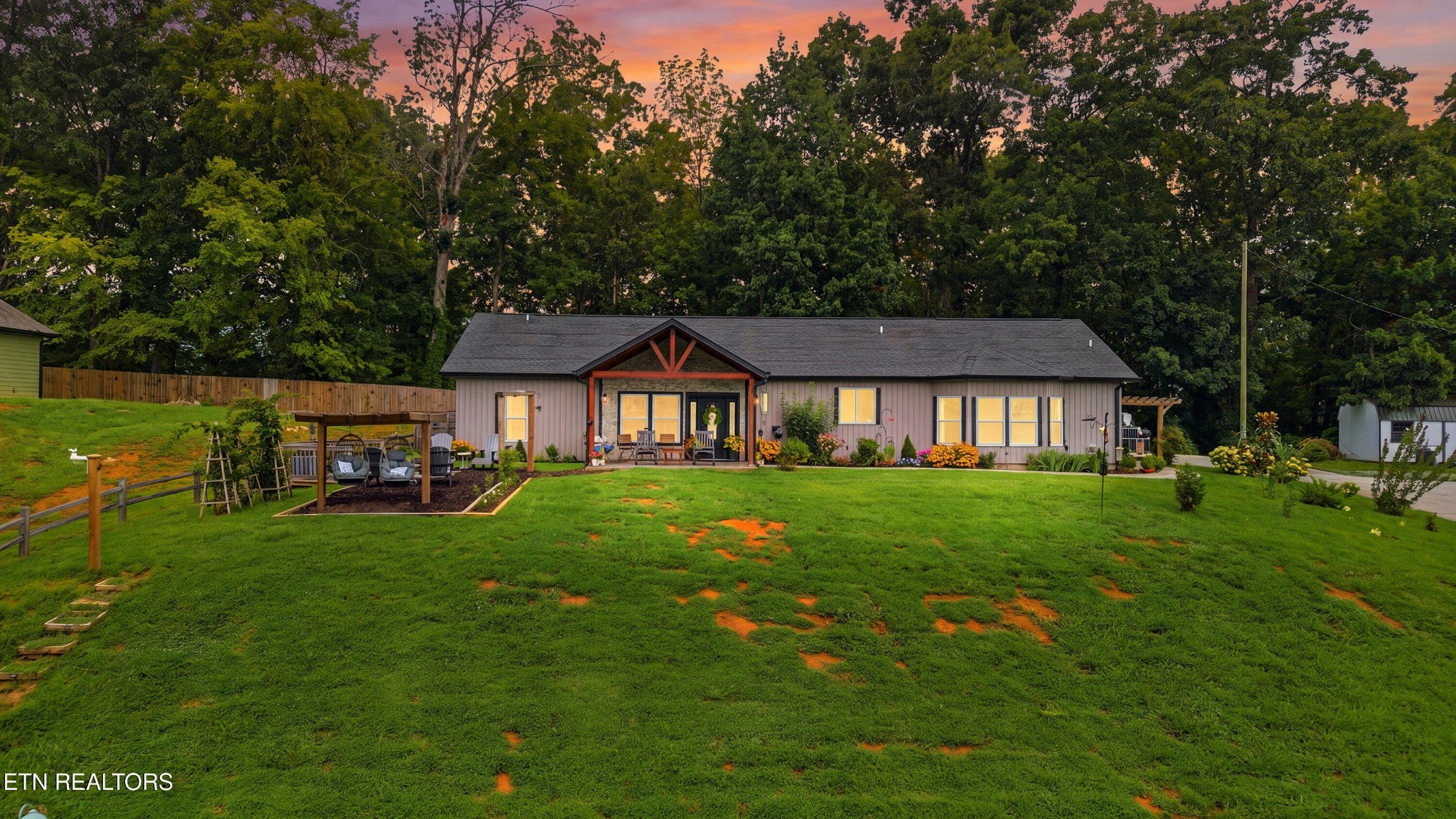 2240 E Union Valley Rd — photo