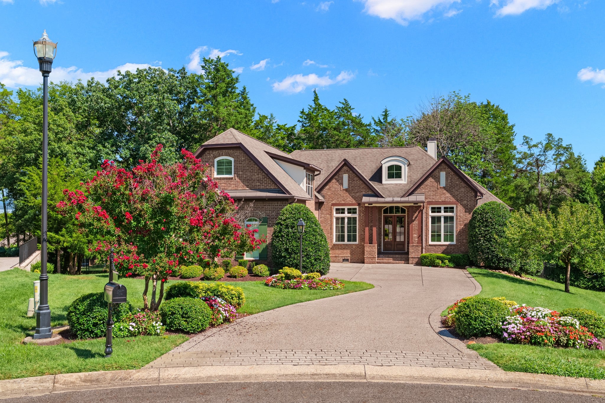 1808 Sunset Park Ct — photo