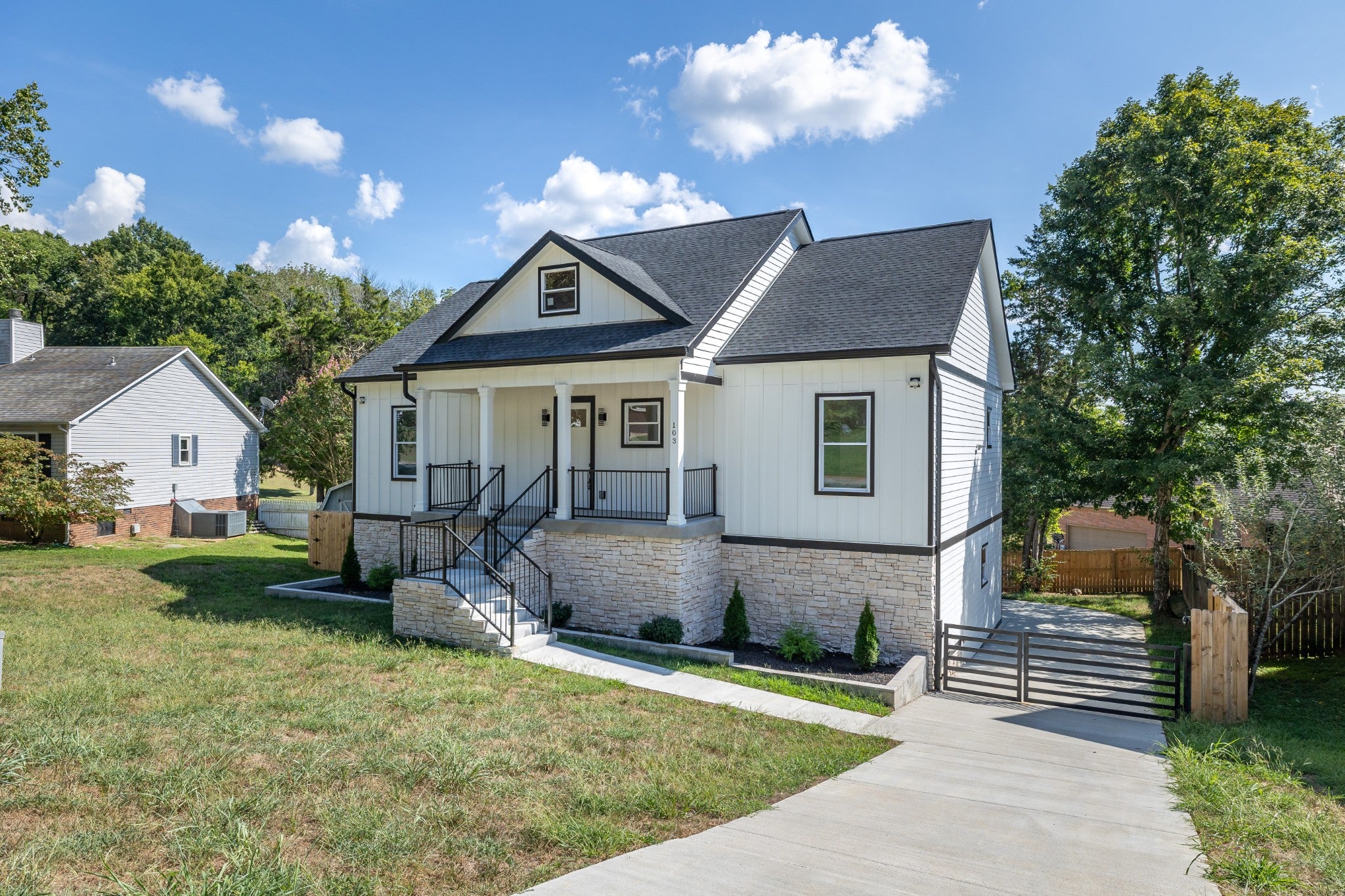 103 McKinley Dr — photo