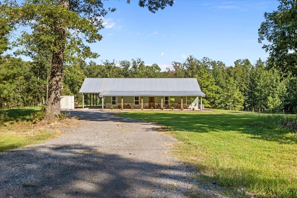 129 Upper Alsup Rd, Tennessee Ridge, TN 37178 — photo 2