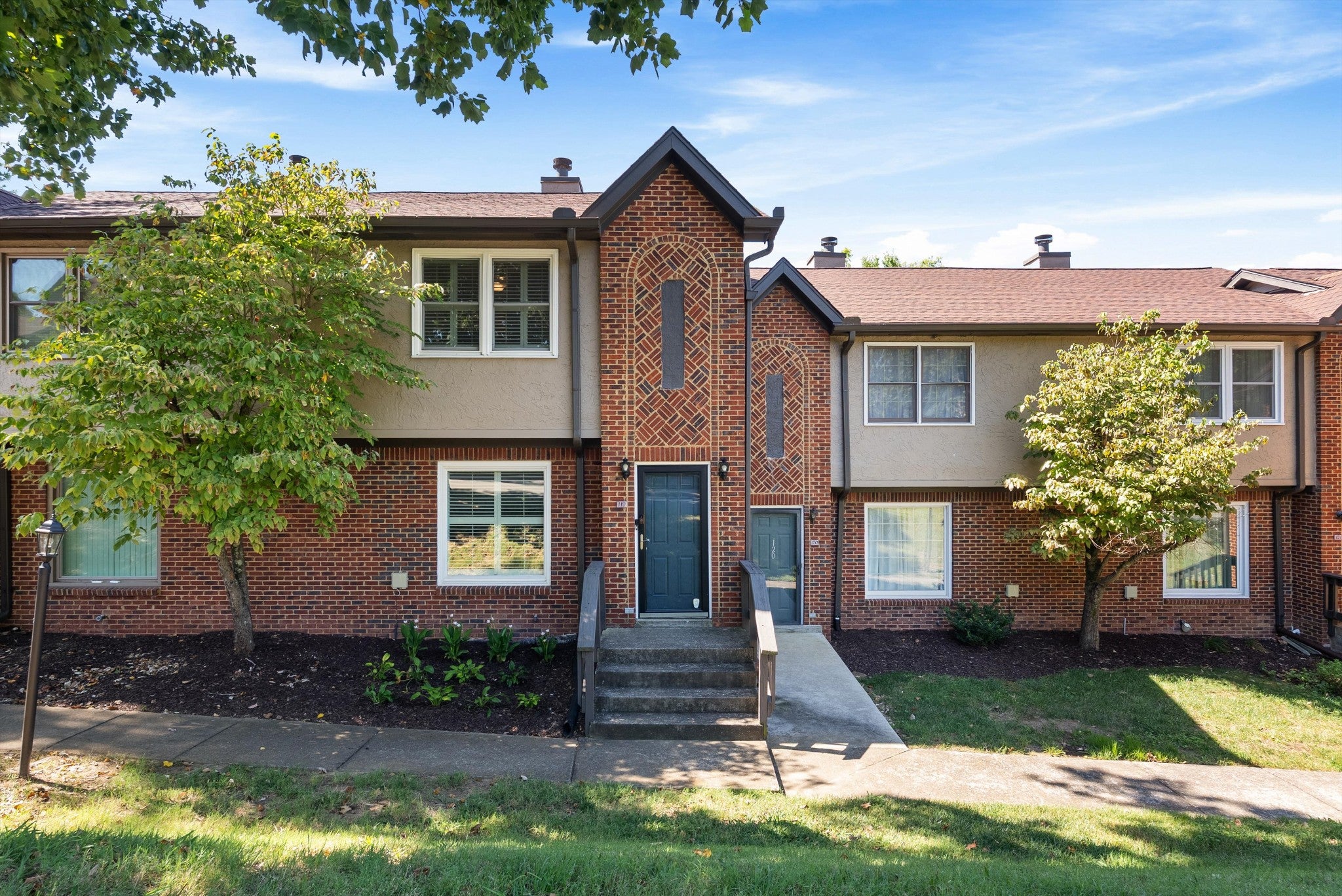119 Highland Villa Dr — photo