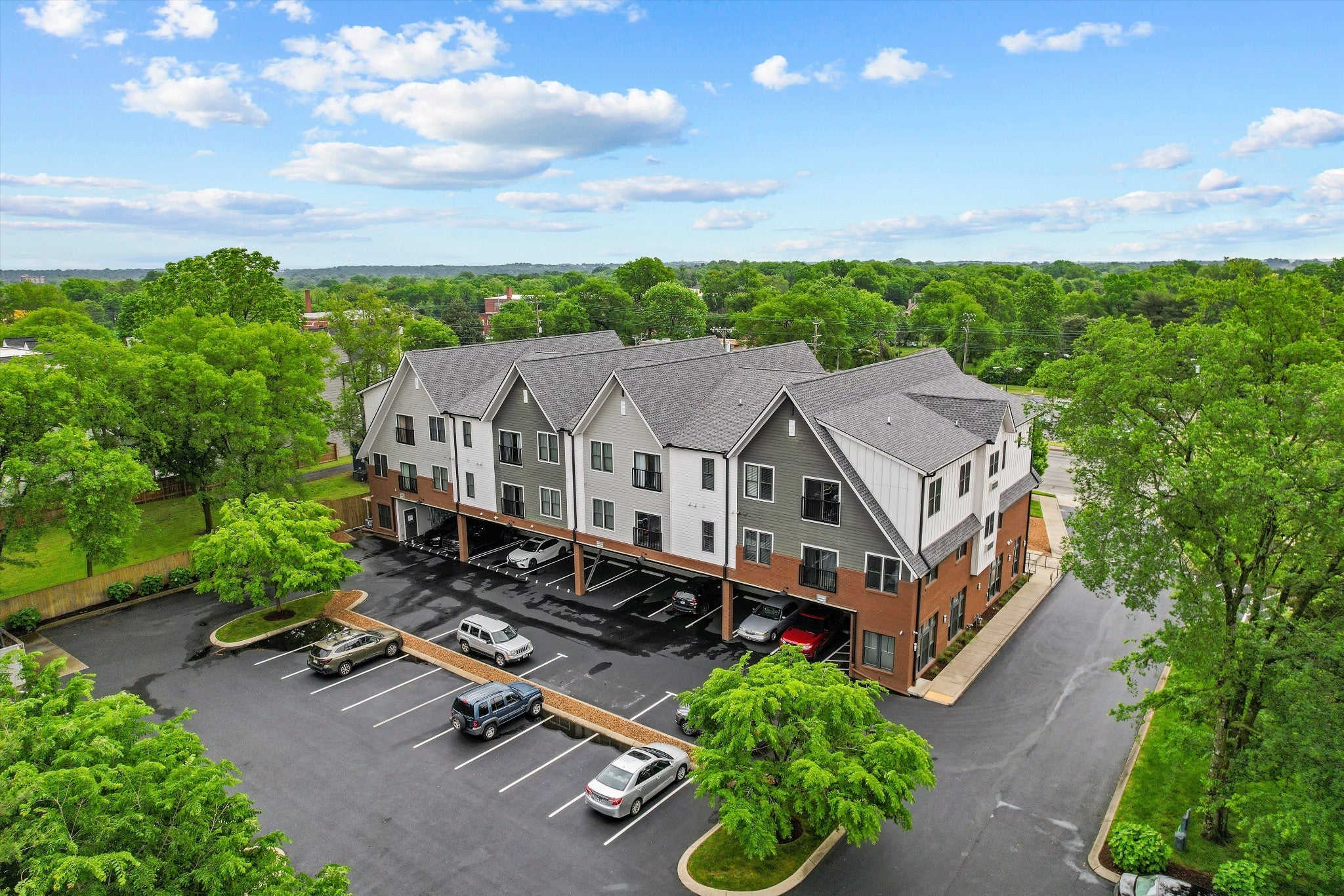 4303 Gallatin Pike 304 — photo