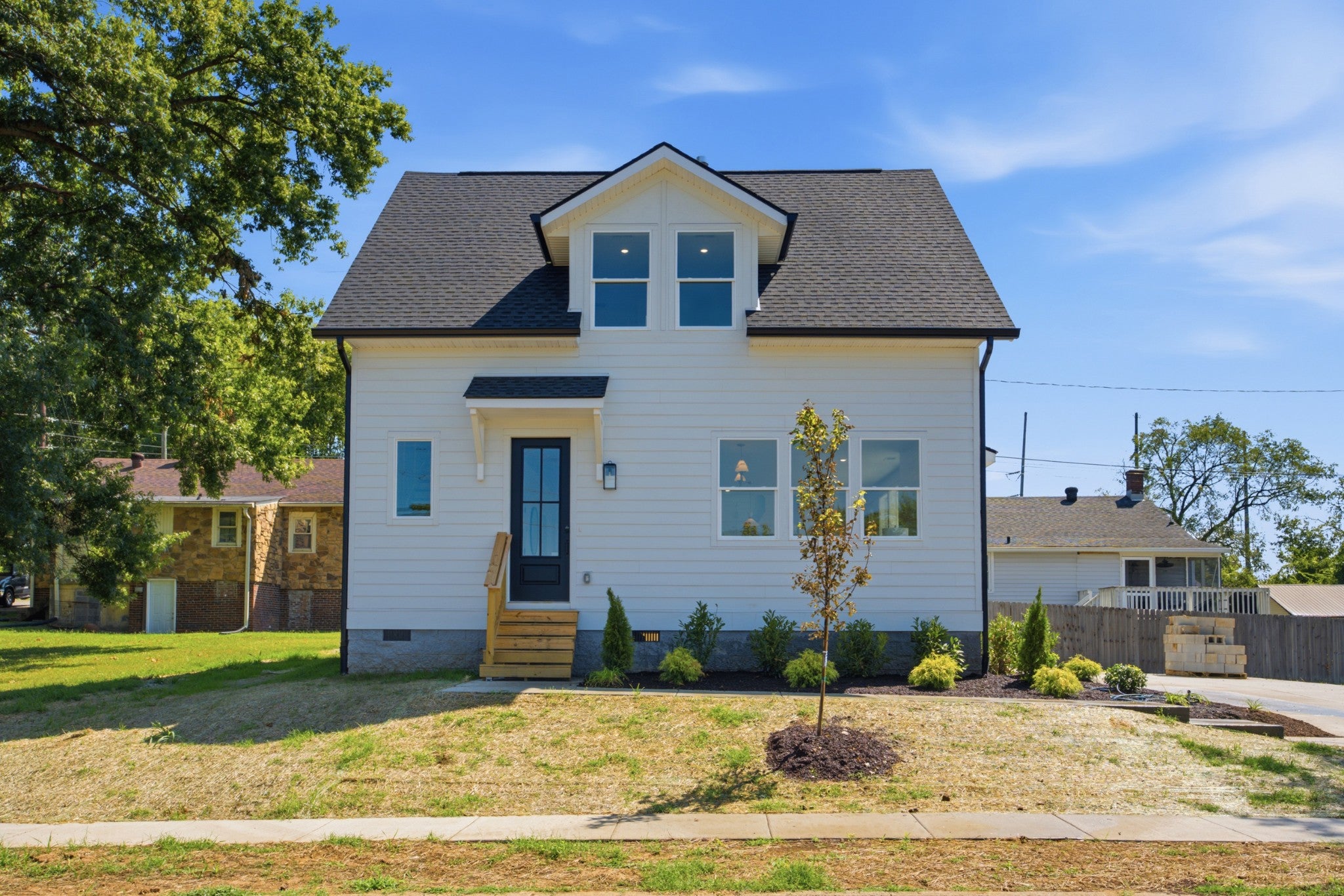 1205 Cunningham St — photo