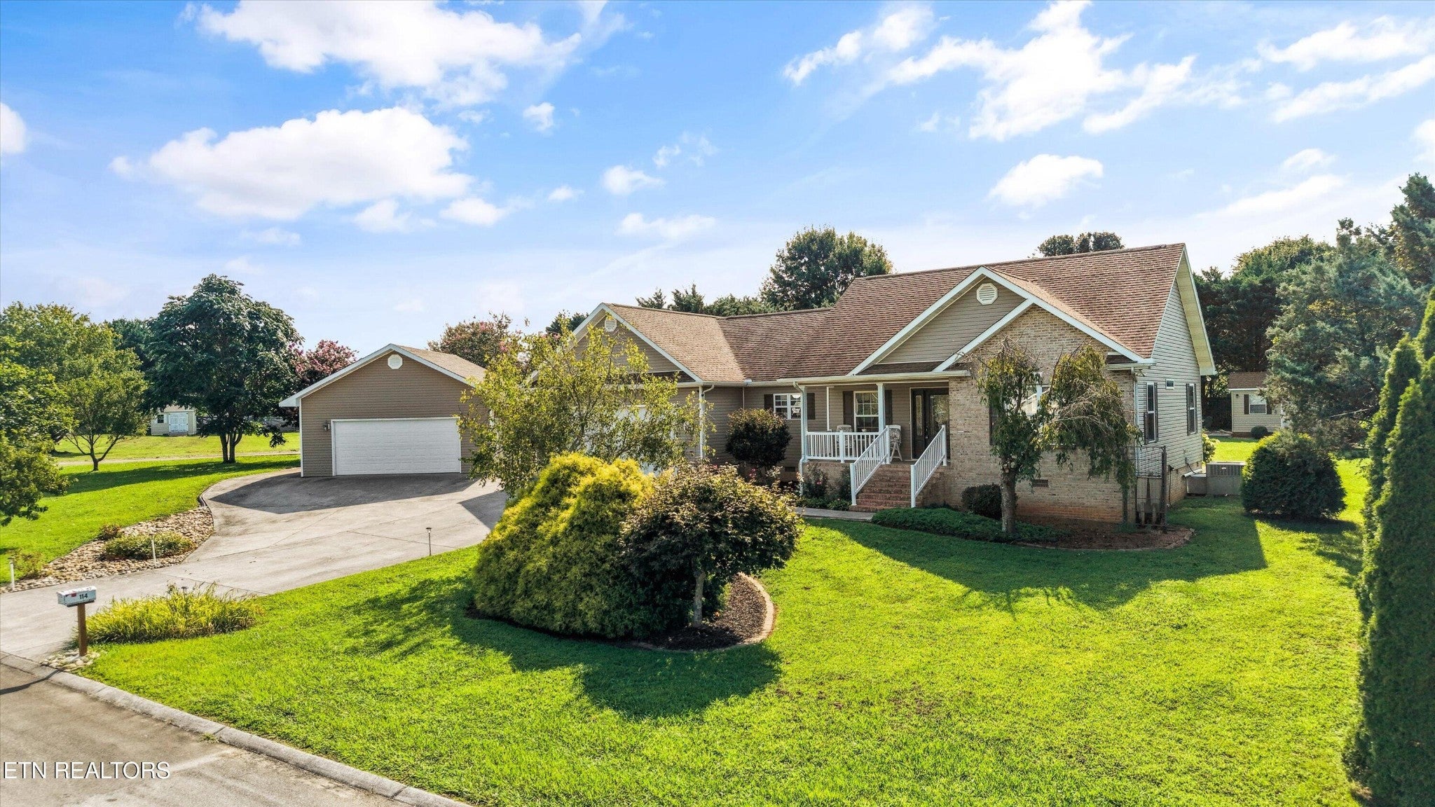 114 Brooklyn Drive — photo
