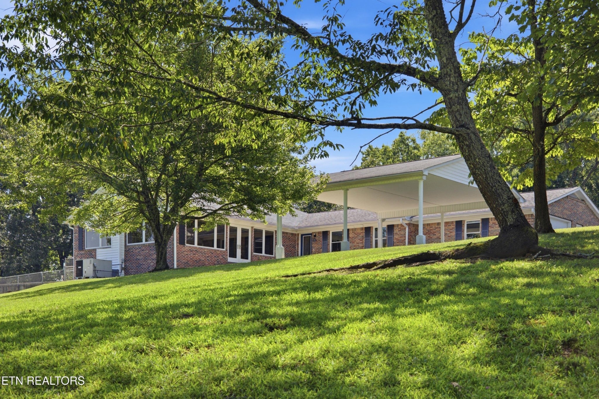 286 Dan Circle — photo