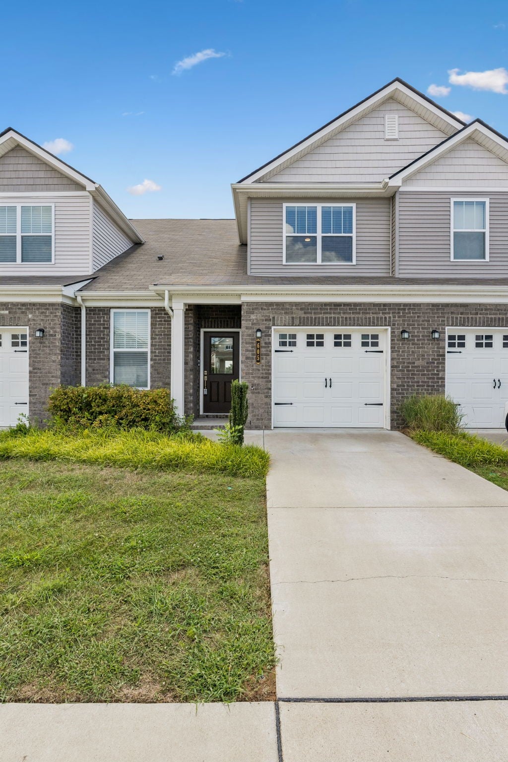 605 Birdie Dr — photo